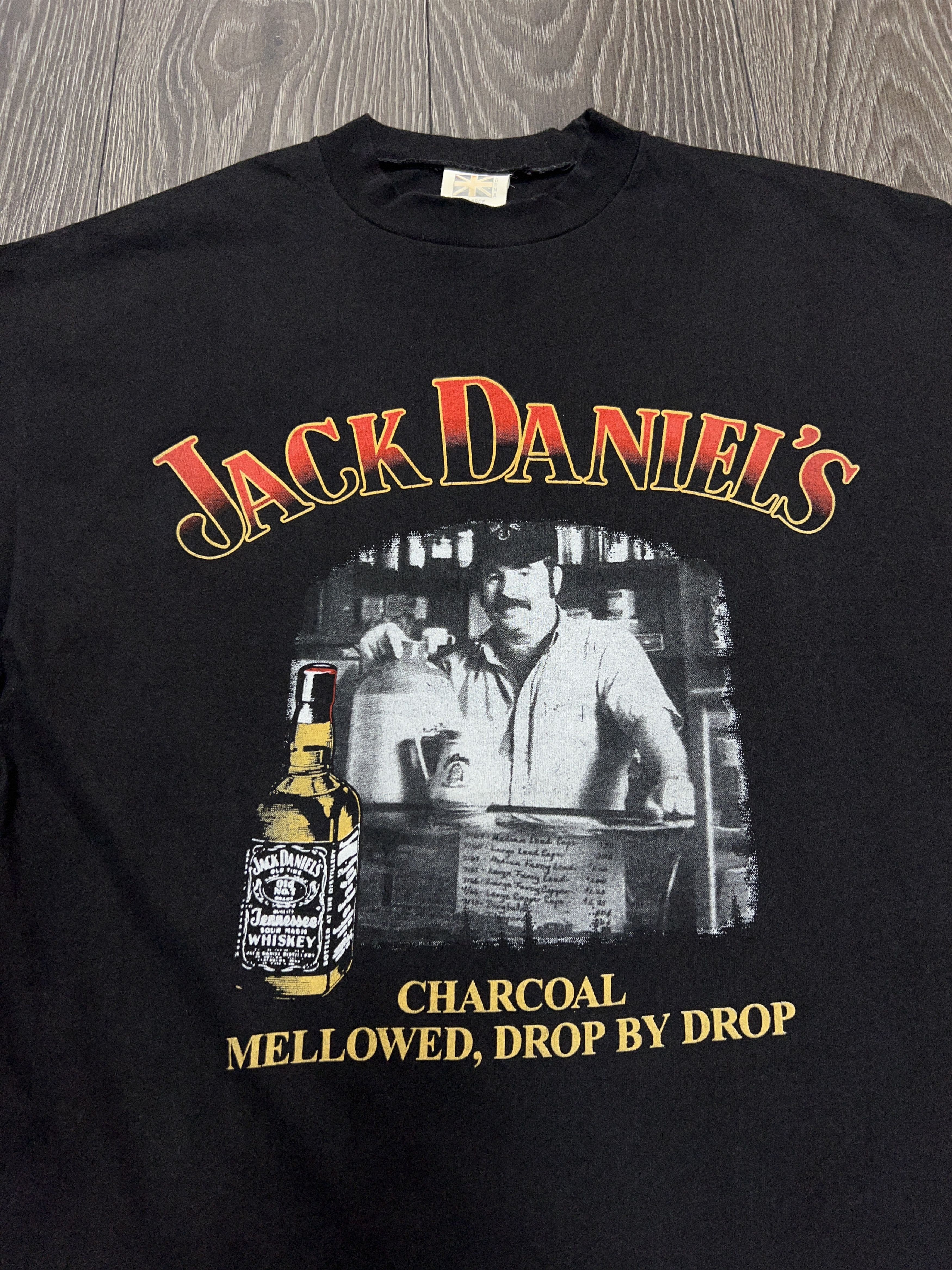 Vintage Jack Daniels Whiskey Big Logo Single Stitch T Shirt Tee Size Size US XL / EU 56 / 4 - 4 Thumbnail