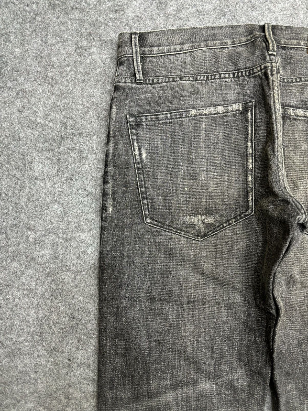 Burberry Statement Denim💥BURBERRY Patchwork Distressed Denim F568 Size US 31 - 16 Thumbnail
