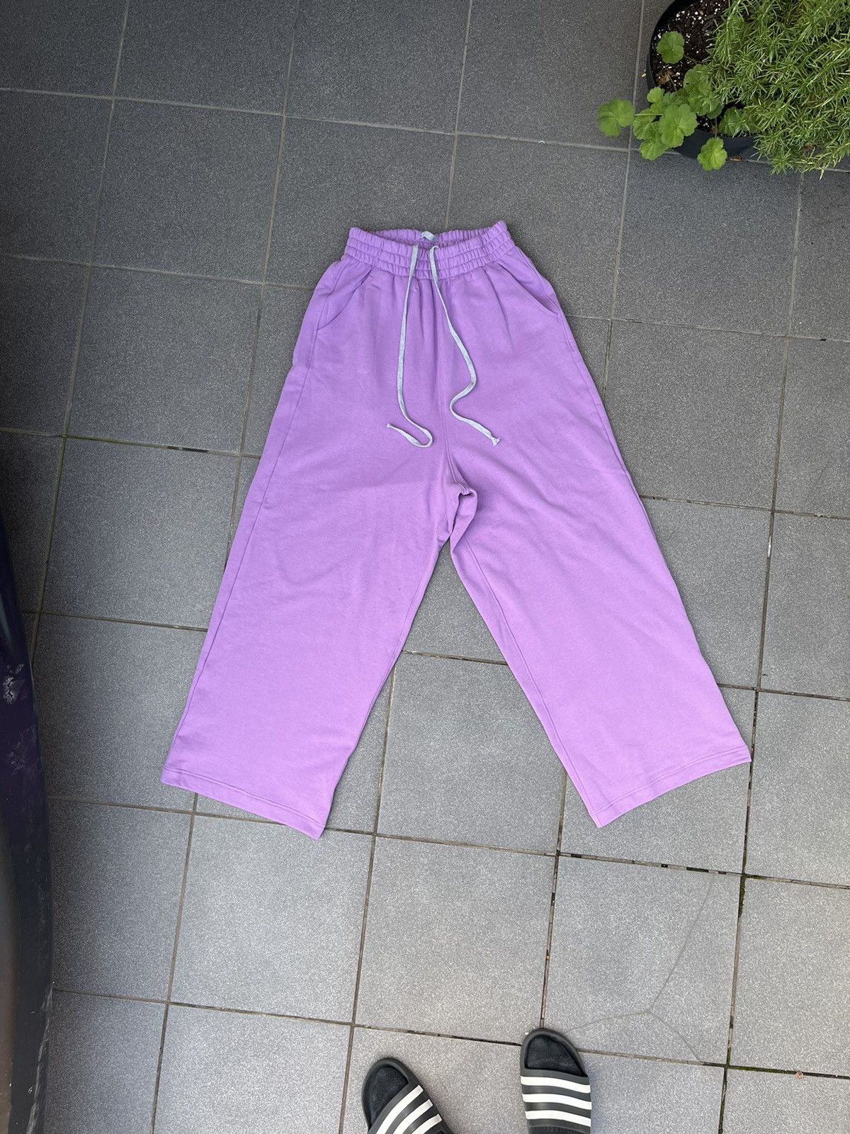 Other Pink/Lilac baggy sweatpants Size 30" / US 8 / IT 44 - 1 Thumbnail