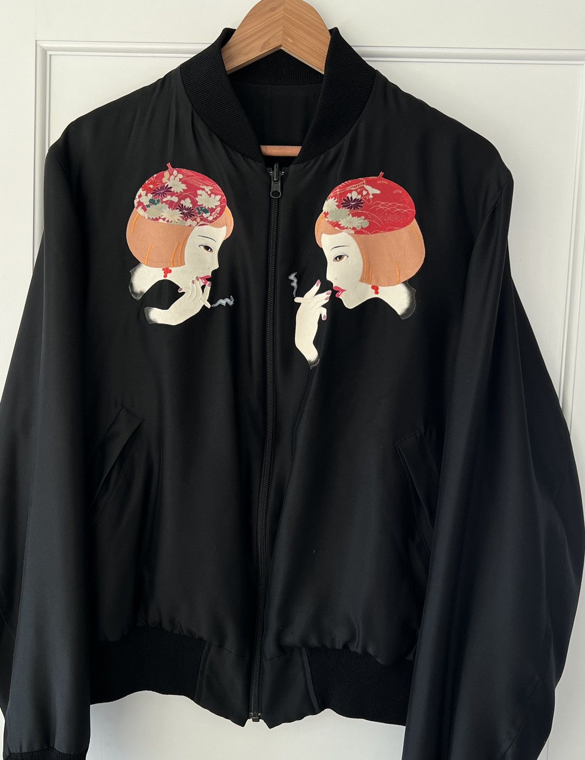 Yohji Yamamoto SS2004 Yohji Yamamoto Smoking Girl Runway Silk Bomber Jacket Size US L / EU 52-54 / 3 - 3 Thumbnail