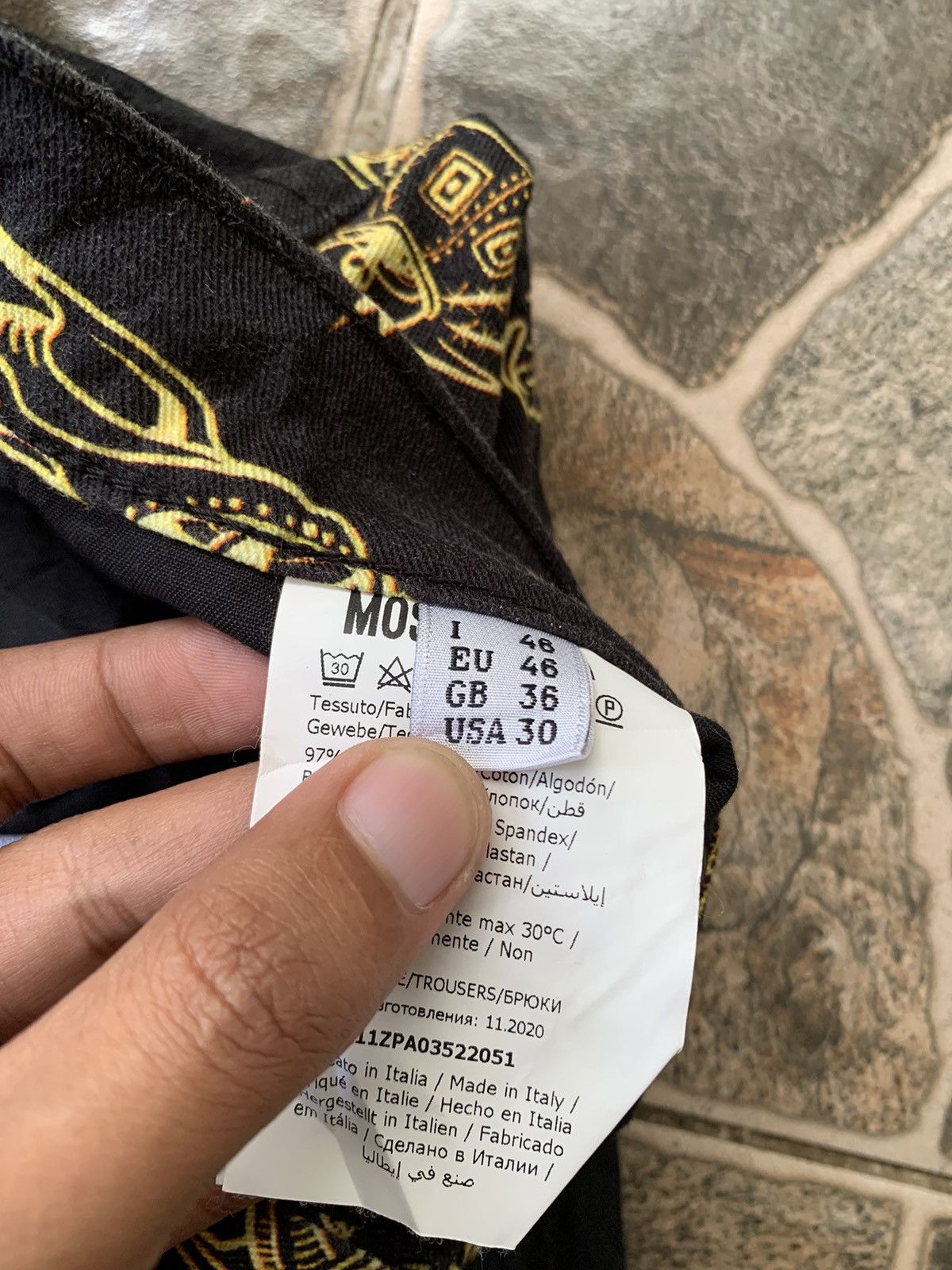 Moschino MOSCHINO SPACESHIP DESIGN AOP SHORT Size US 32 / EU 48 - 4 Thumbnail