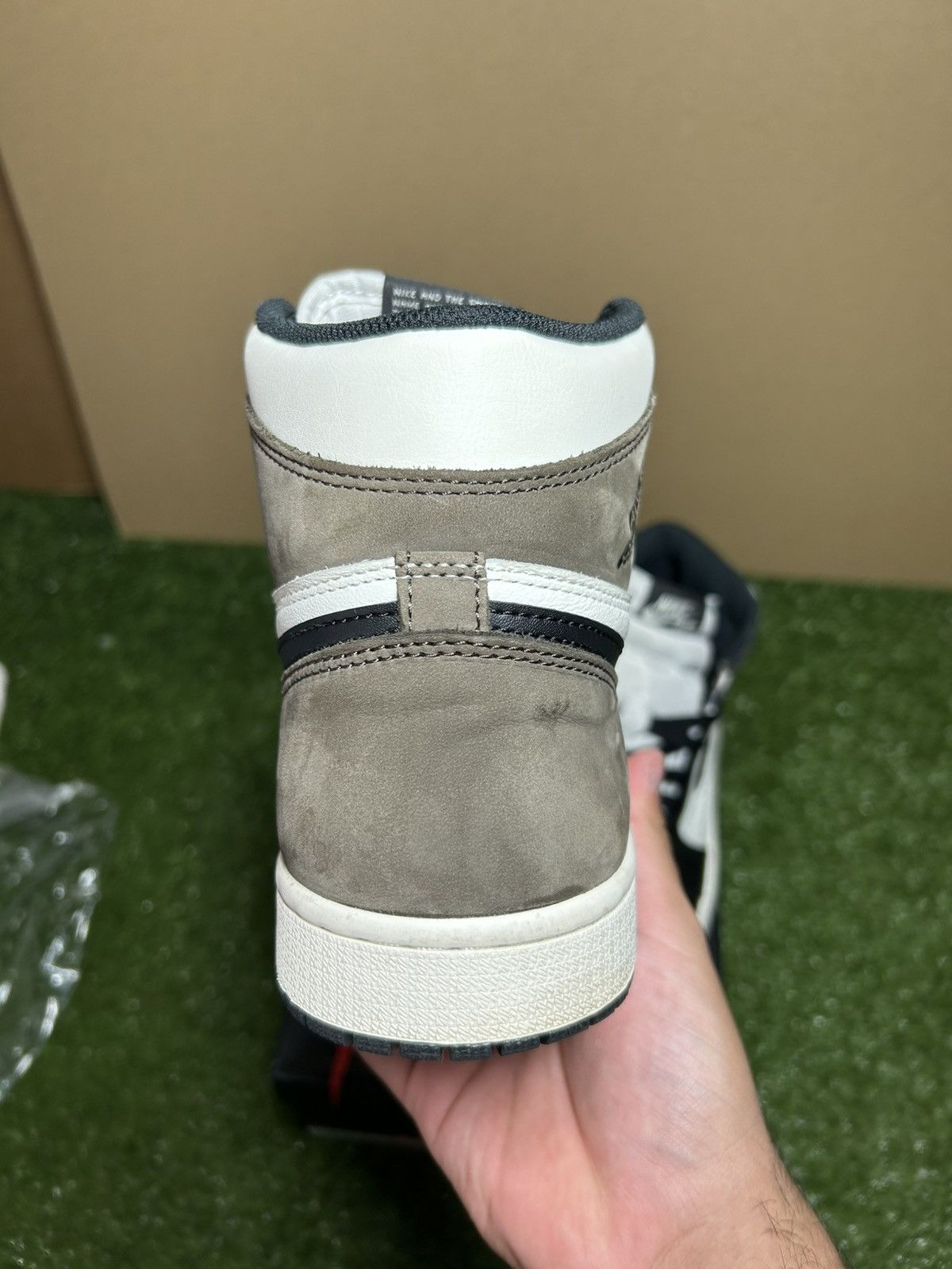 Jordan Brand Jordan 1 Mocha high 2020 Size US 9.5 / EU 42-43 - 9 Thumbnail