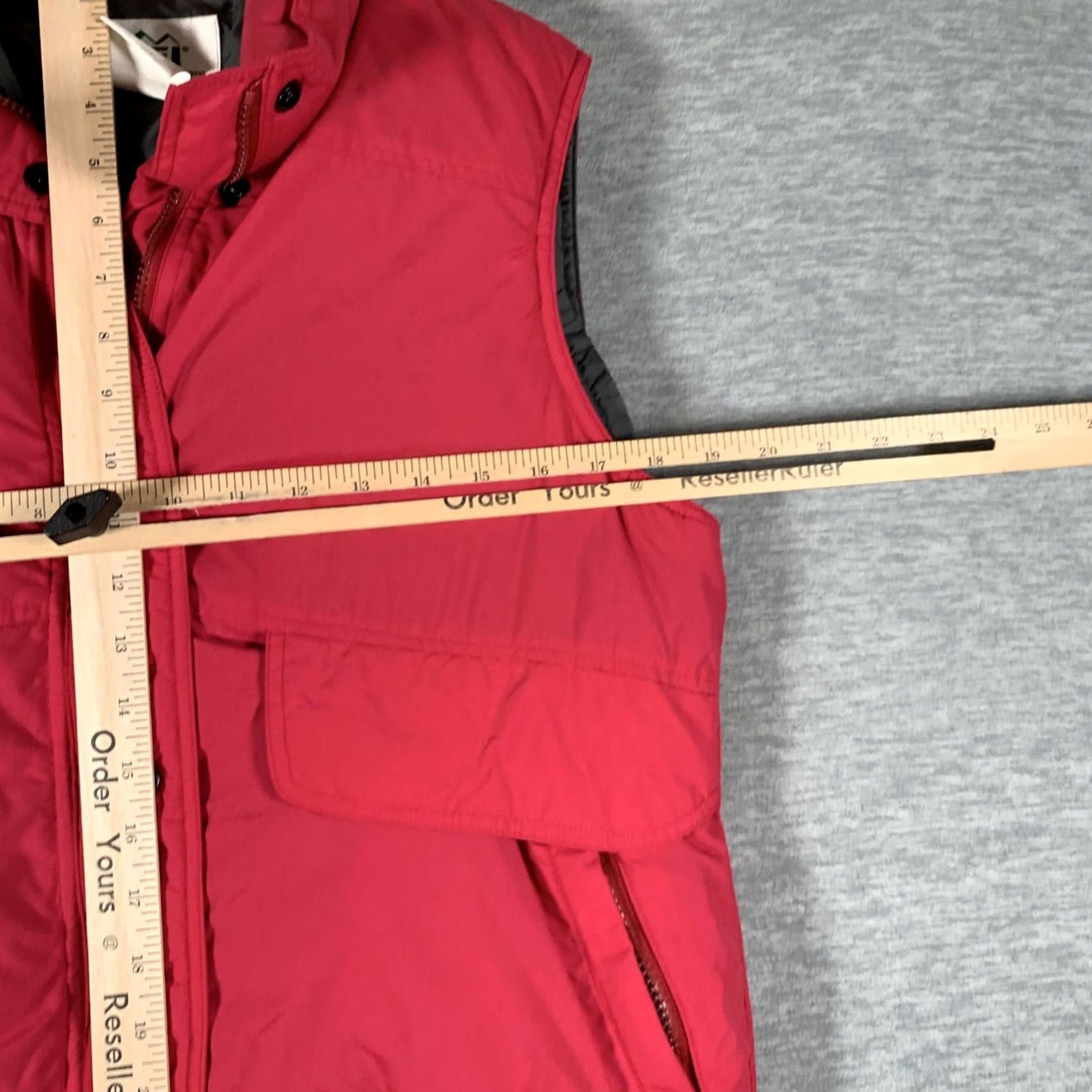 Vintage REI Puffer Vest Womens 10 Red Nylon Down Full Zip Collared Outdoor Vest Womens 10 Red Nylon Down Full Zip Collared Outdoor Vap? Size L / US 10 / IT 46 - 7 Thumbnail