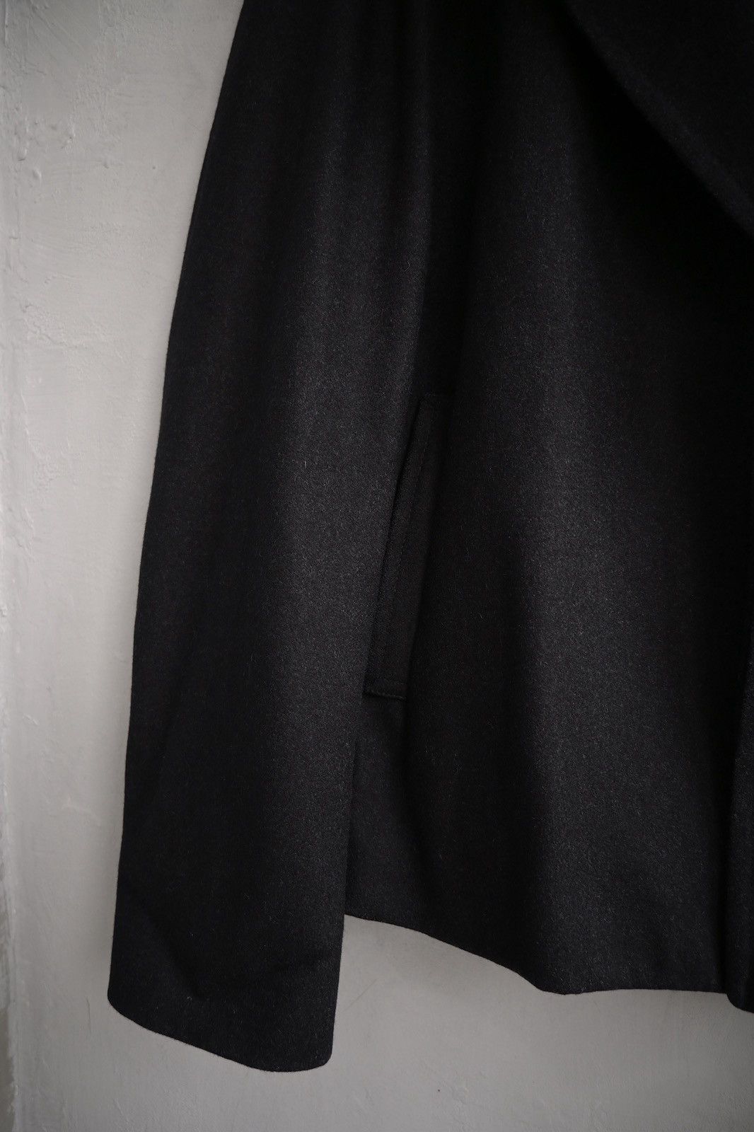Emporio Armani Emporio Armani FW14 pony hair detachable collar crop jacket Size US L / EU 52-54 / 3 - 16 Thumbnail