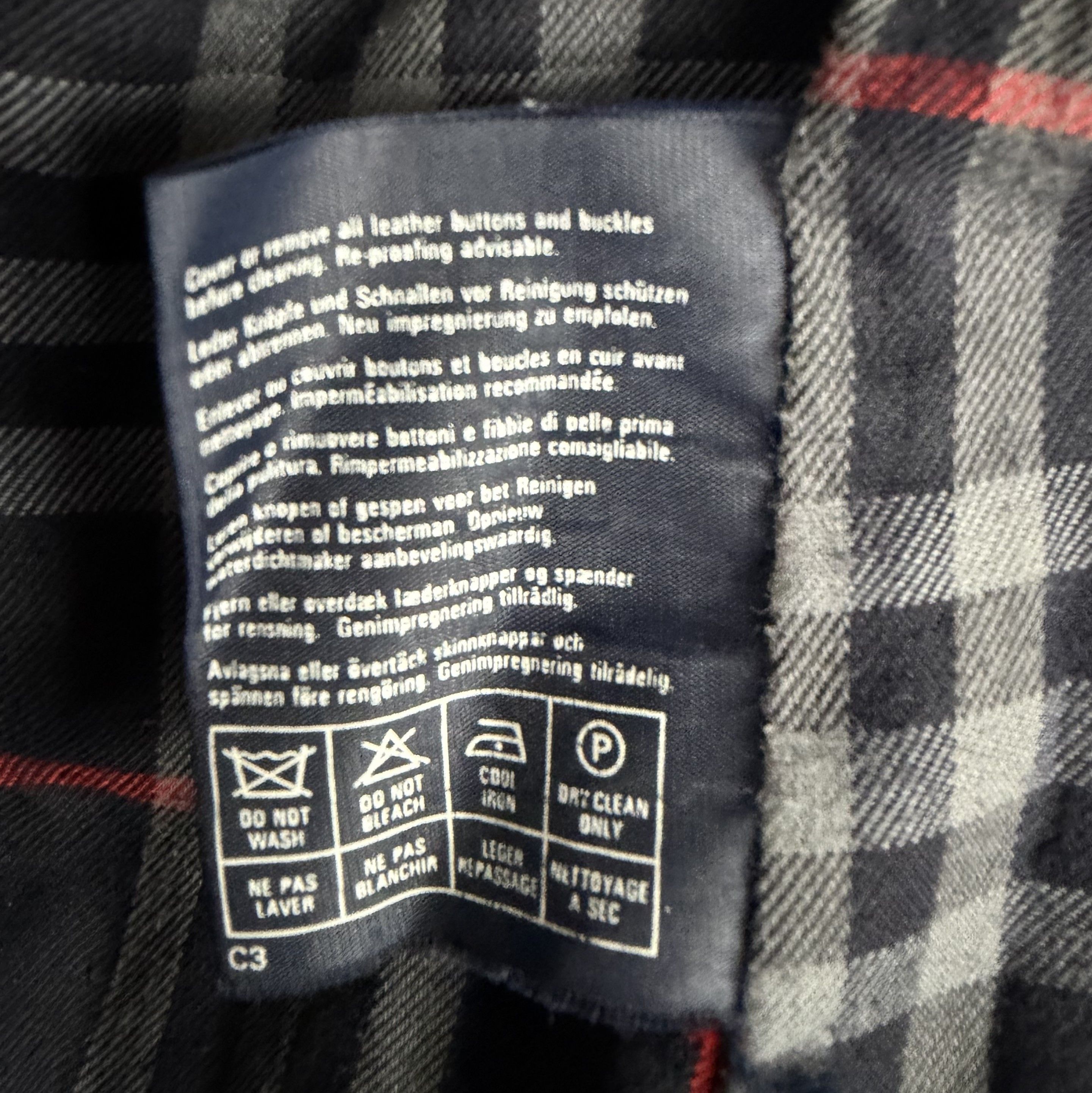 Burberry Vintage BURBERRYS London Long Coat Made In England Navy Size US XL / EU 56 / 4 - 18 Thumbnail