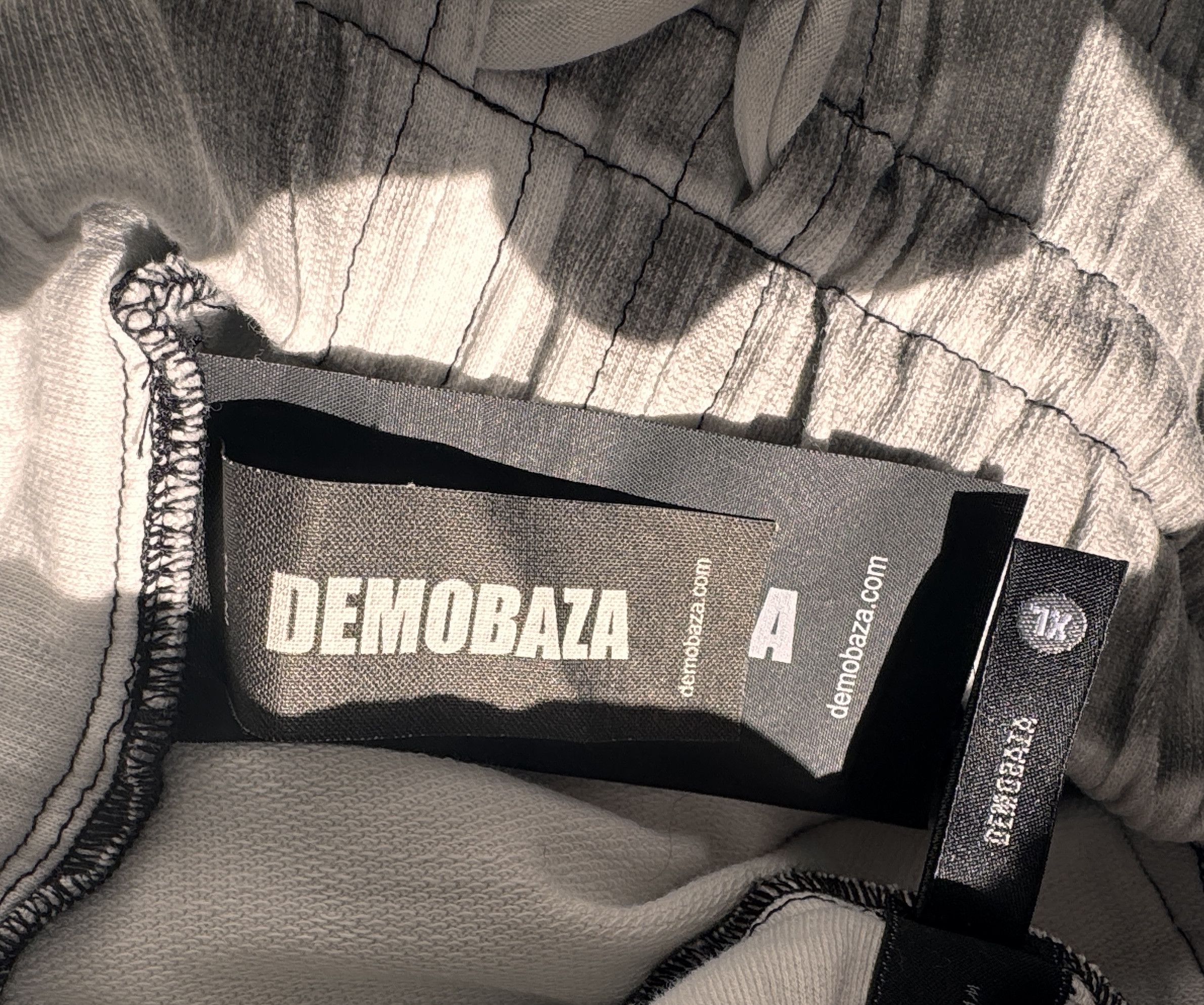 Demobaza DEMOBAZA Grey Sweatpants Trousers Vintage Destroy Effect XL Size US 34 / EU 50 - 9 Thumbnail
