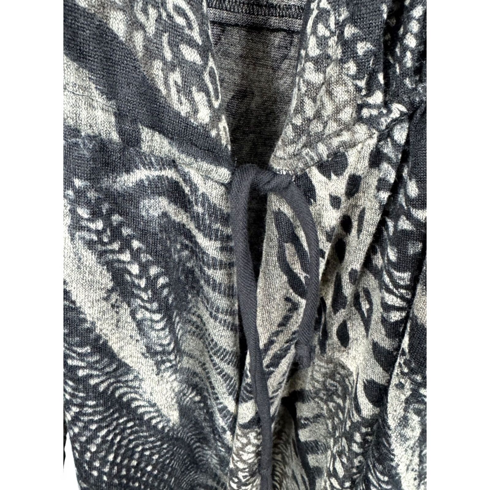 Vintage VINTAGE Attitudes by Renee USA Cardigan Duster Belted Black Cat Animal Women Large New Size L / US 10 / IT 46 - 4 Thumbnail