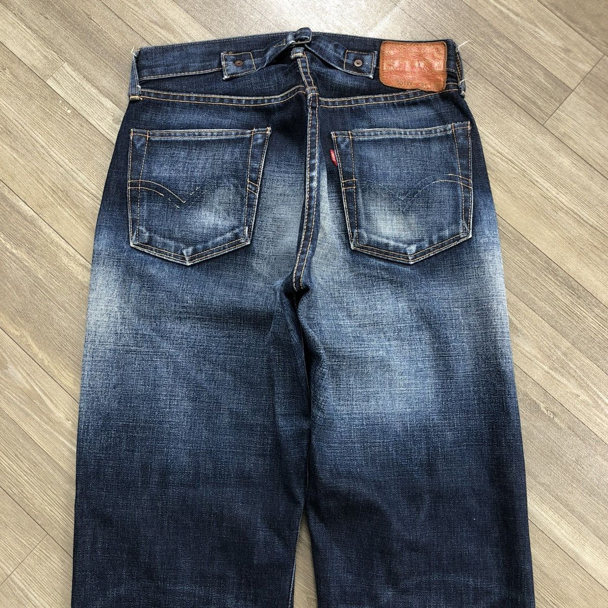 Levi's Vintage Clothing Vtg Levis 501XX LVC 37501 Buckle Back Selvedge Faded Jeans Size US 30 / EU 46 - 24 Thumbnail