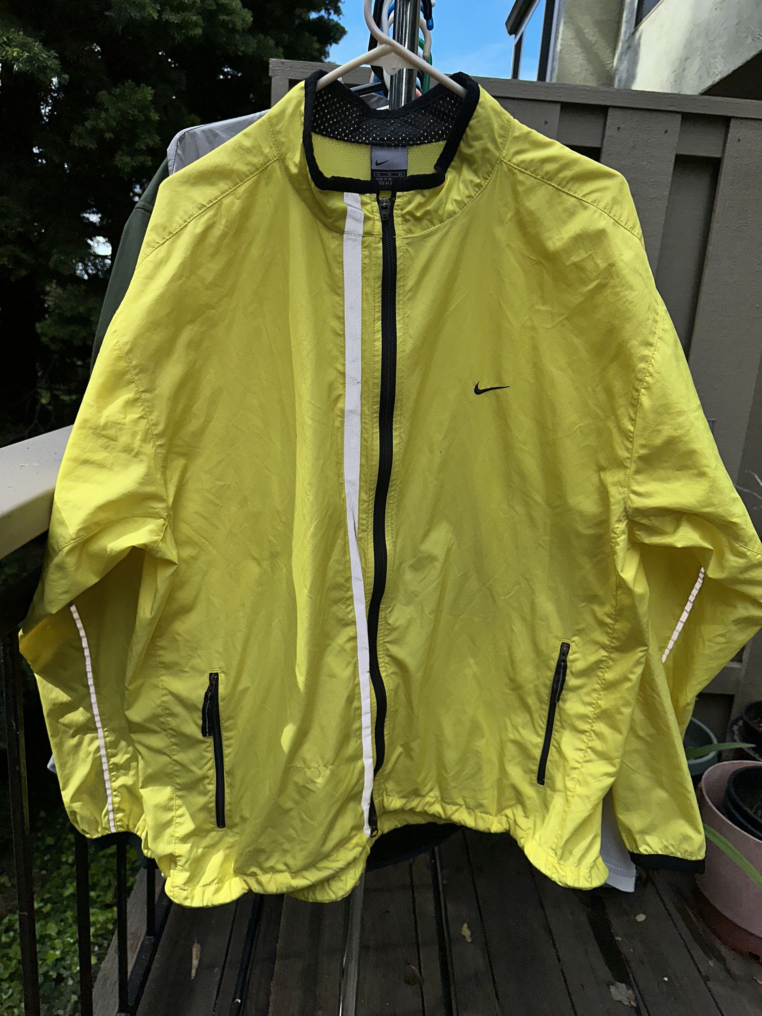 Nike Vintage Nike Silver Tag Yellow Reflective Windbreaker XL Size US XL / EU 56 / 4 - 1 Thumbnail