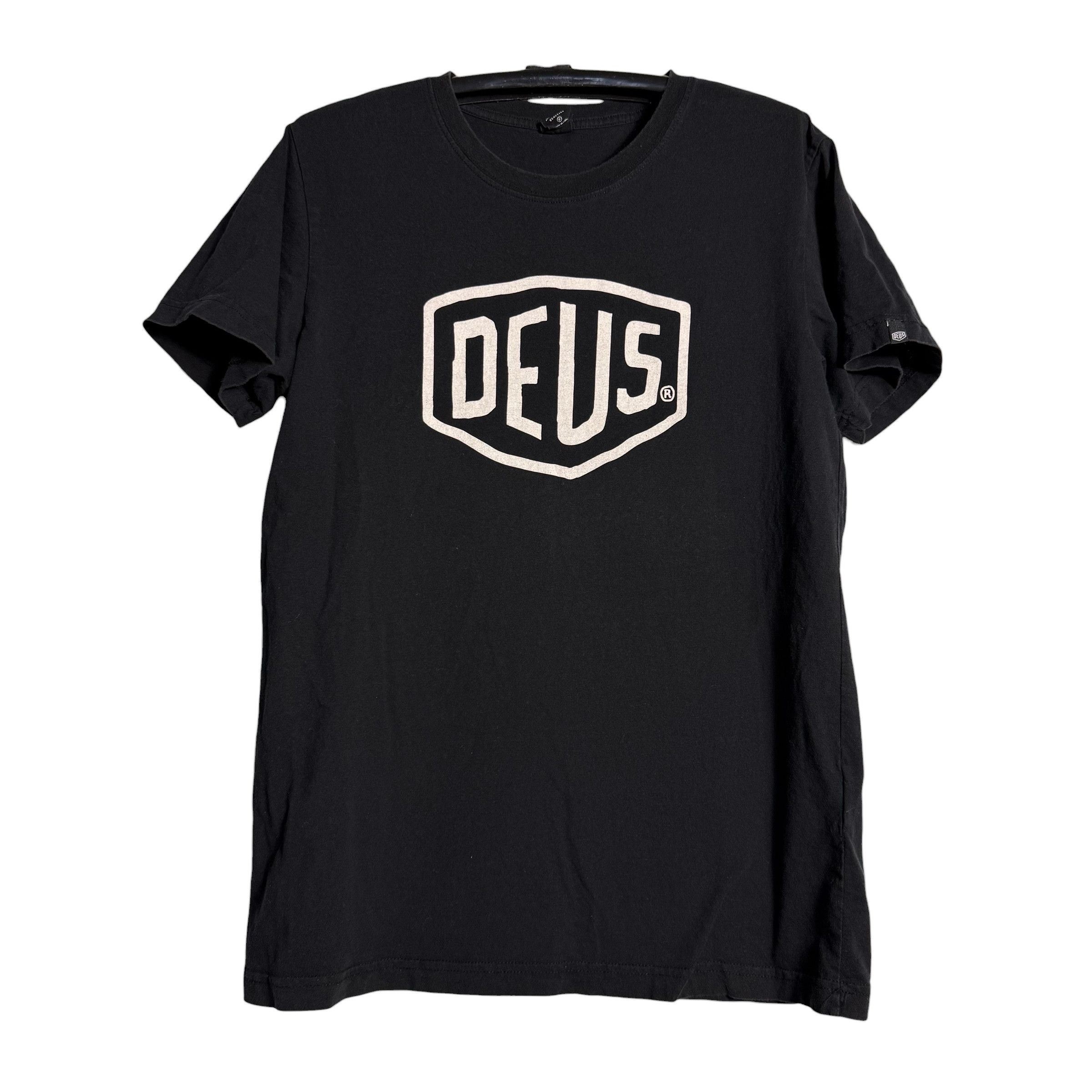 Deus Ex Machina 🔥RARE🔥Vintage Deus Ex Machina Spellout T-shirt Size US M / EU 48-50 / 2 - 1 Thumbnail