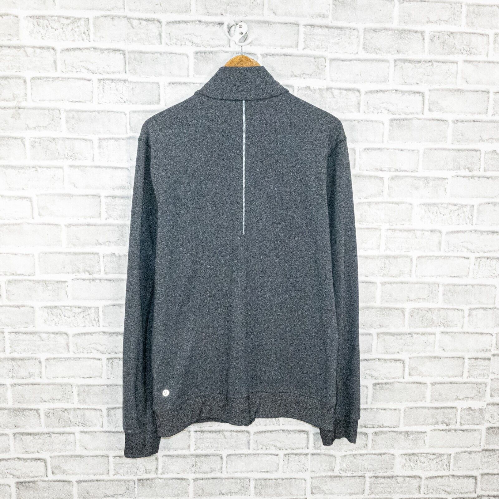 Lululemon Lululemon Full Zip Teck Jacket Multi pocket in Char Gray Size US L / EU 52-54 / 3 - 2 Thumbnail