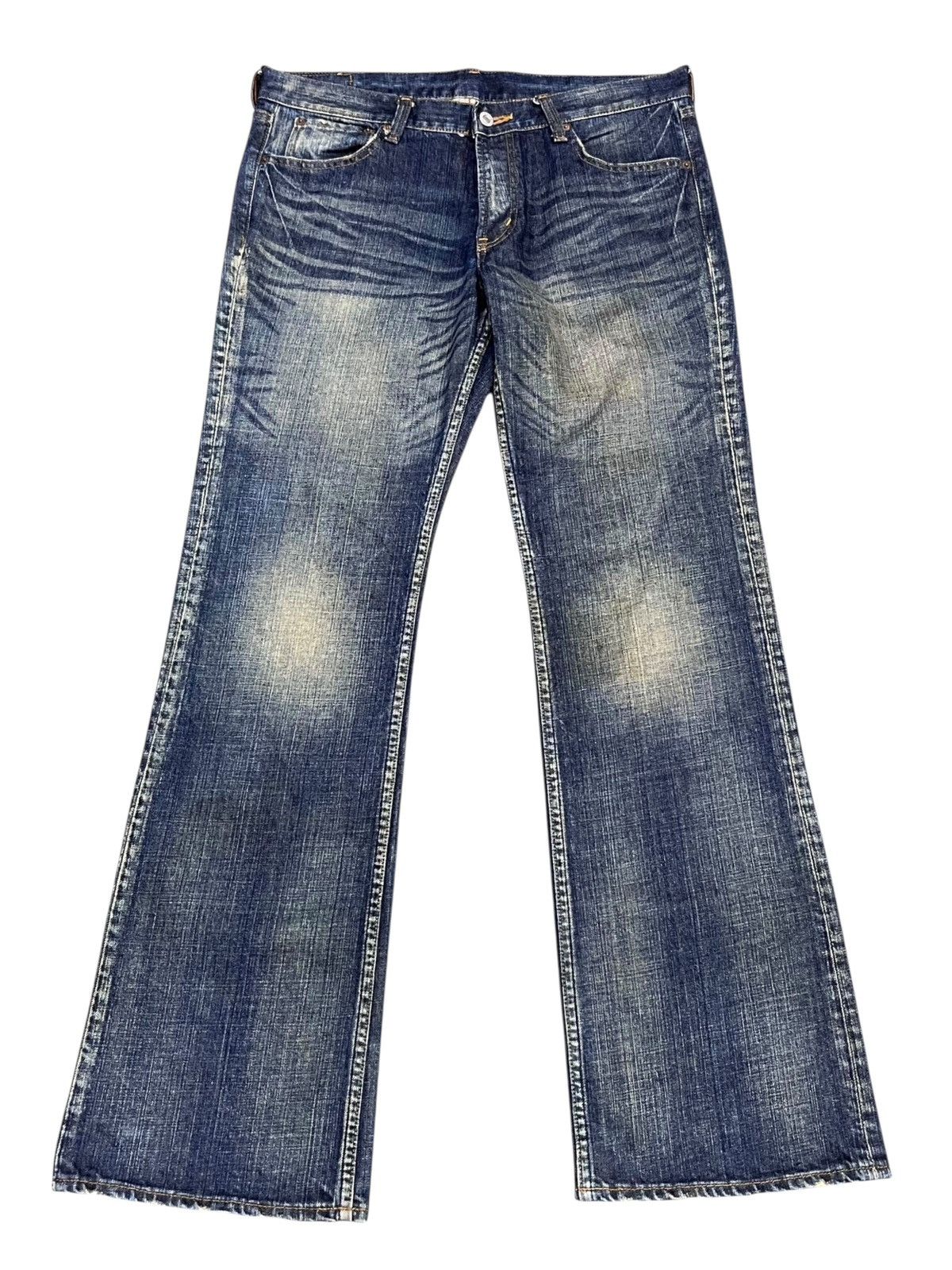 Blue Blue Japan 🔥Rare Bobson Crack Wash Indigo Rusty Flare Jeans Bited Heel Size US 32 / EU 48 - 2 Thumbnail
