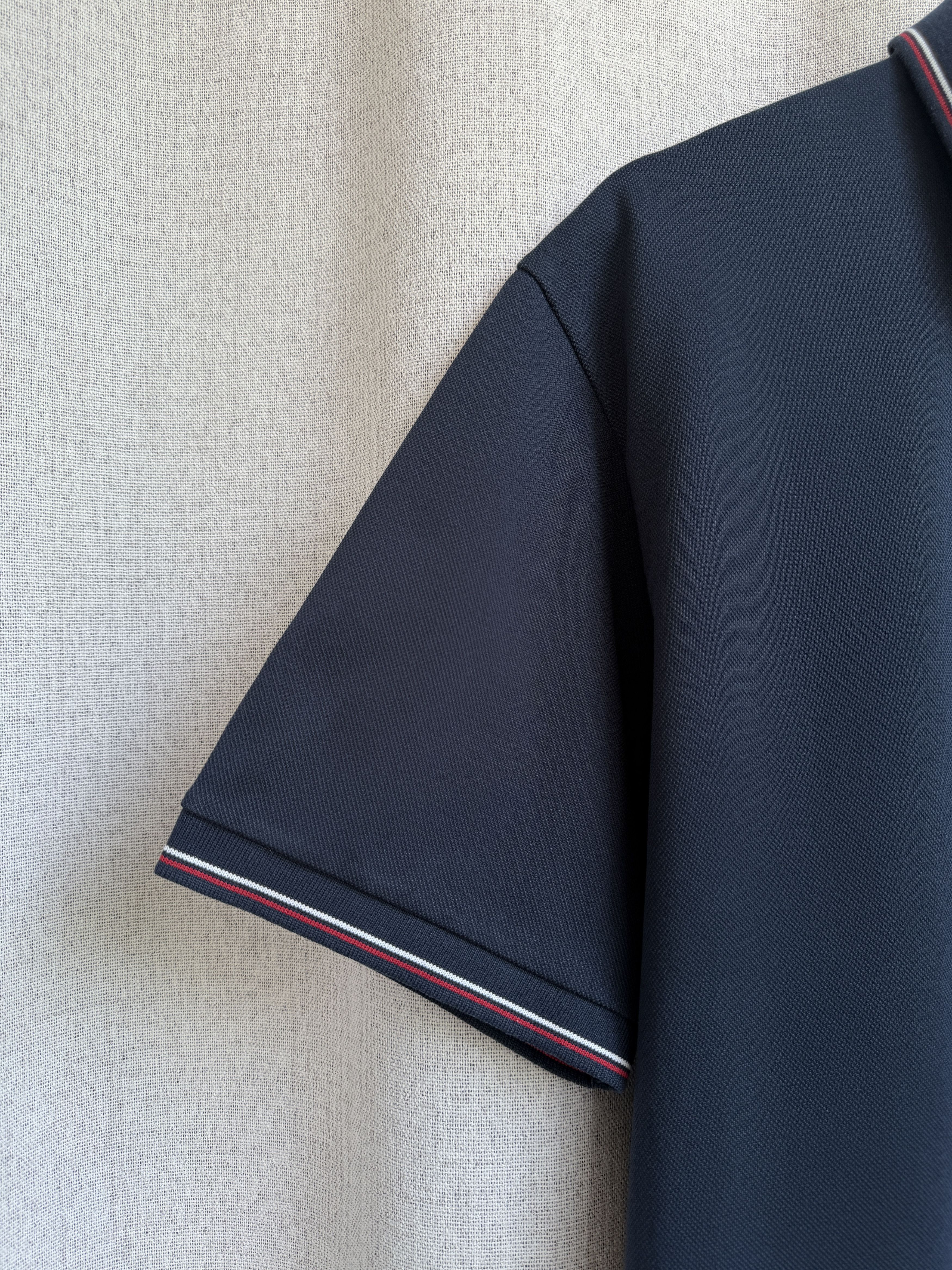 JW Anderson × Uniqlo JW Anderson Uniqlo Classic Navy Polo Shirt Size US M / EU 48-50 / 2 - 5 Thumbnail