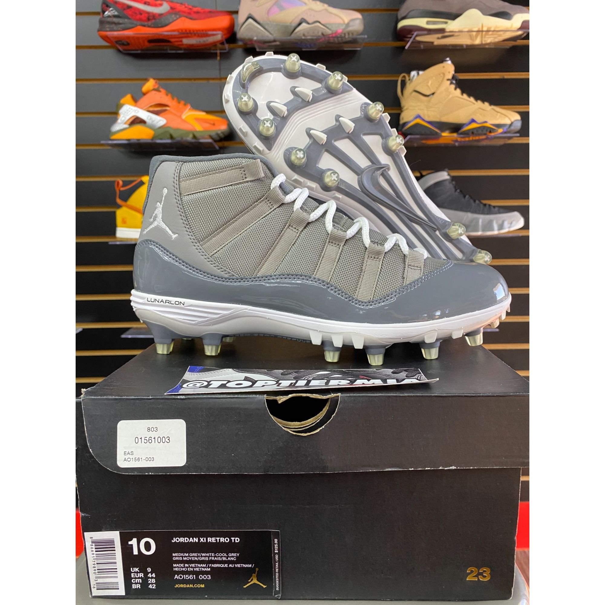 Jordan Brand air jordan 11 cleat cool grey 2018 sz 10 BRAND NEW Size US 10 / EU 43 - 1 Thumbnail