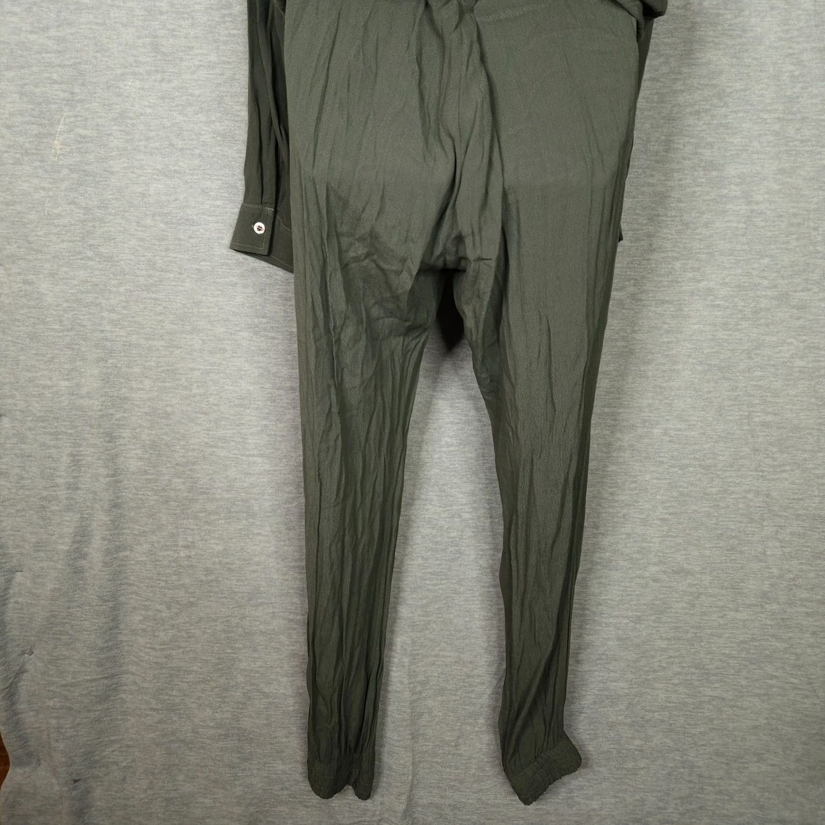 MONROW Monrow Jumpsuit Shirt Dress? (Note: The original title is: "Monrow Women's Button up Long Sleeve Olive Green Jumpsuit Size L".) Size L / US 10 / IT 46 - 4 Thumbnail