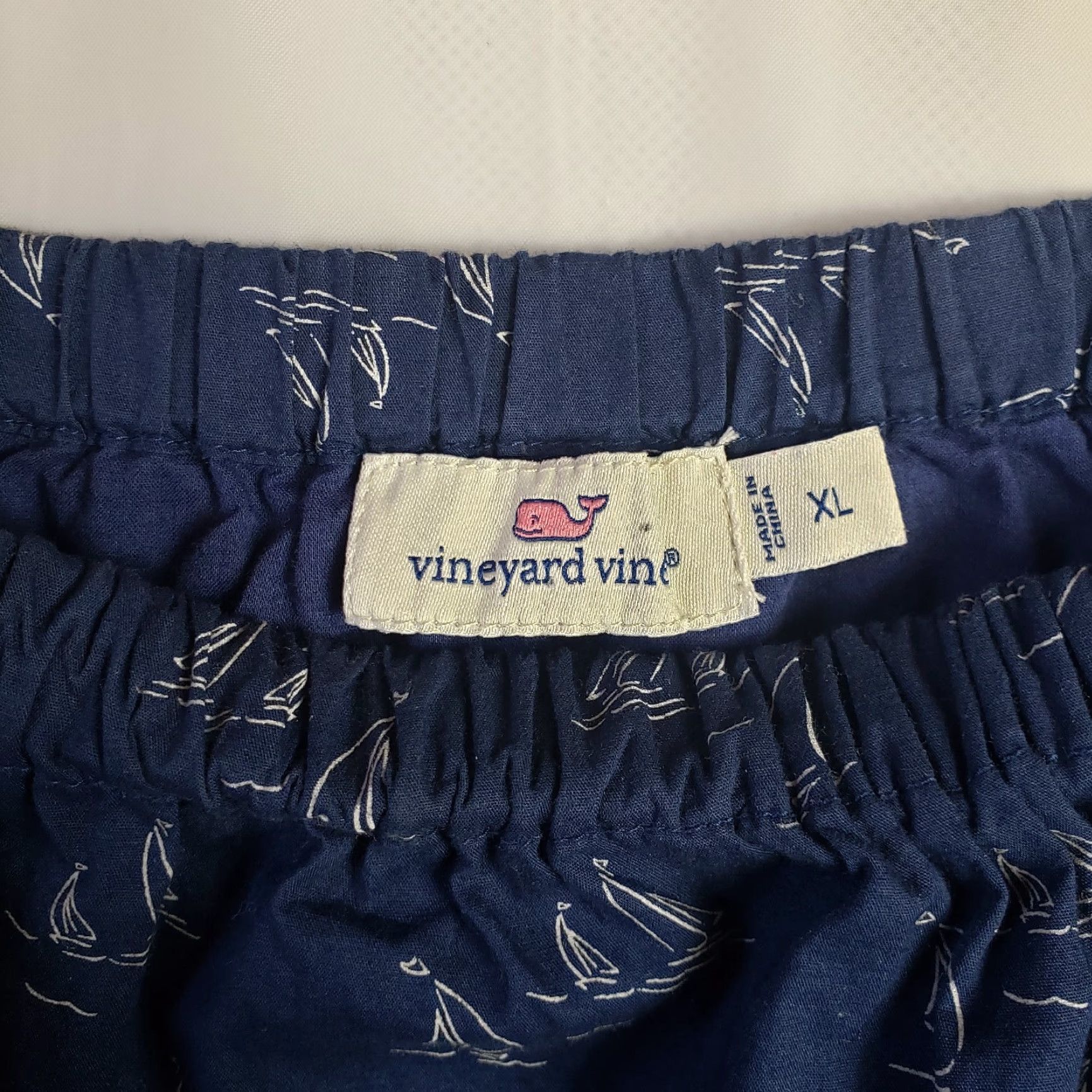 Vineyard Vines **Vineyard Vines Womens Navy Cotton Off Shoulder Sailboat Romper XL** User: **Vineyard Vines Women's Navy Cotton Off-Shoulder Sailboat Romper XL** Size 40" / US 18 - 5 Thumbnail