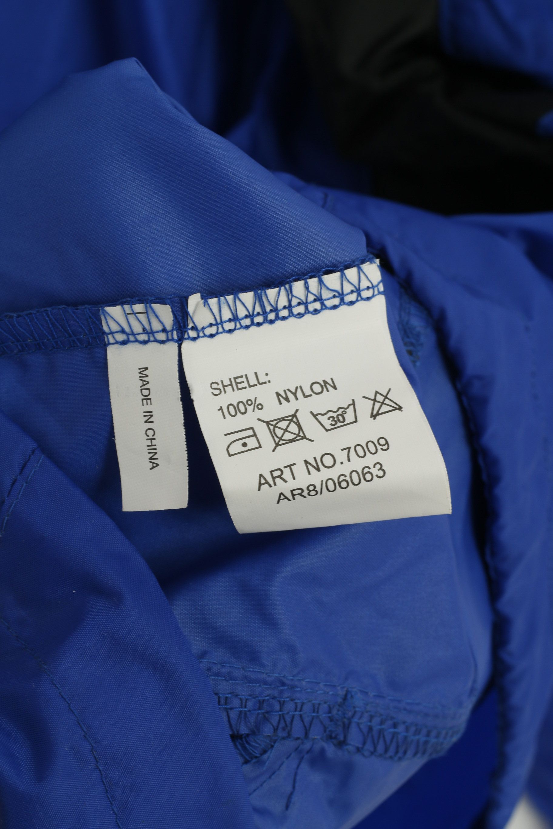 Vintage Saller Men XL Jacket Blue Nylon Waterproof 8524 Size US XL / EU 56 / 4 - 5 Thumbnail
