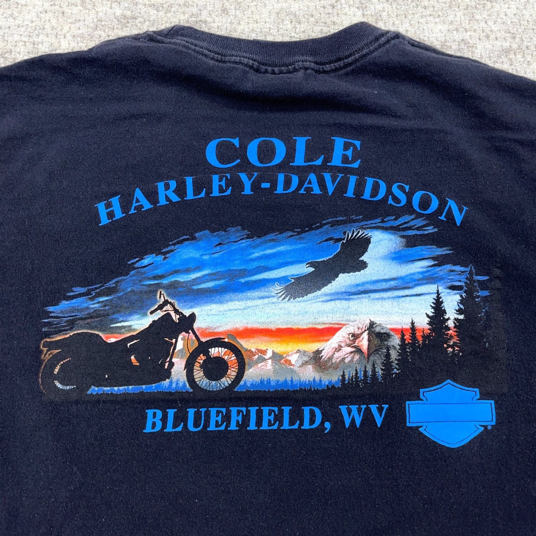Harley Davidson VINTAGE Harley-Davidson Shirt Men XL Black Wings Shield Nature Eagle Biker B Shirt XL Black Harley-Davidson Men Vintage 80s Logo Retro USA Size US XL / EU 56 / 4 - 4 Thumbnail