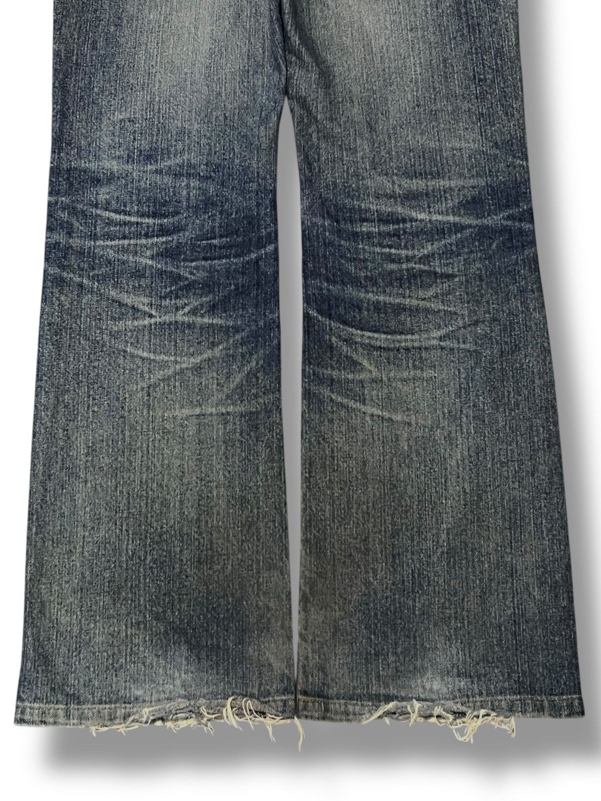 Uniqlo Bootcut Vintage 00s Uniqlo - Faded Whiskering Mud Wash Jeans Size US 34 / EU 50 - 7 Thumbnail