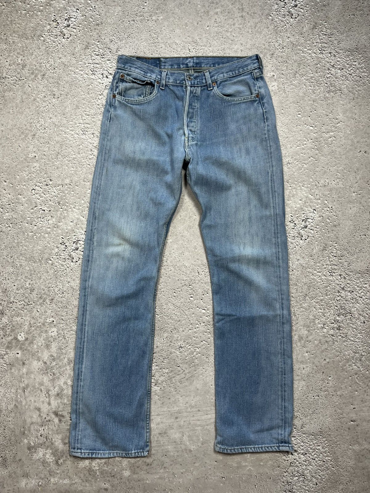 Levi's Vintage Levi’s 501 Light Wash Jeans W32 L34 Made in Romania Size US 32 / EU 48 - 9 Thumbnail