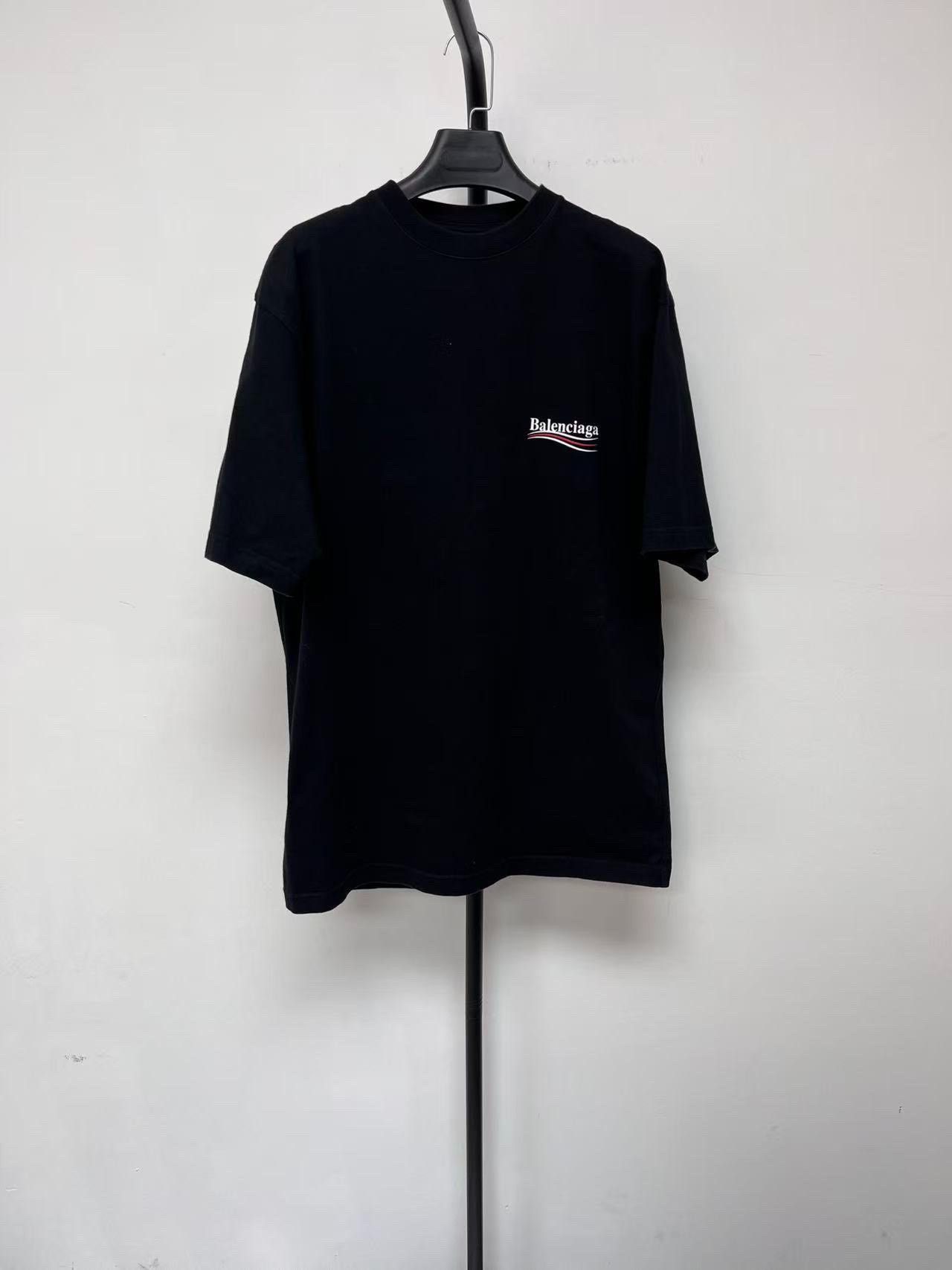 Balenciaga Balenciaga Men's Printed Oversized Crew Neck T-Shirt Size US XS / EU 42 / 0 - 1 Thumbnail