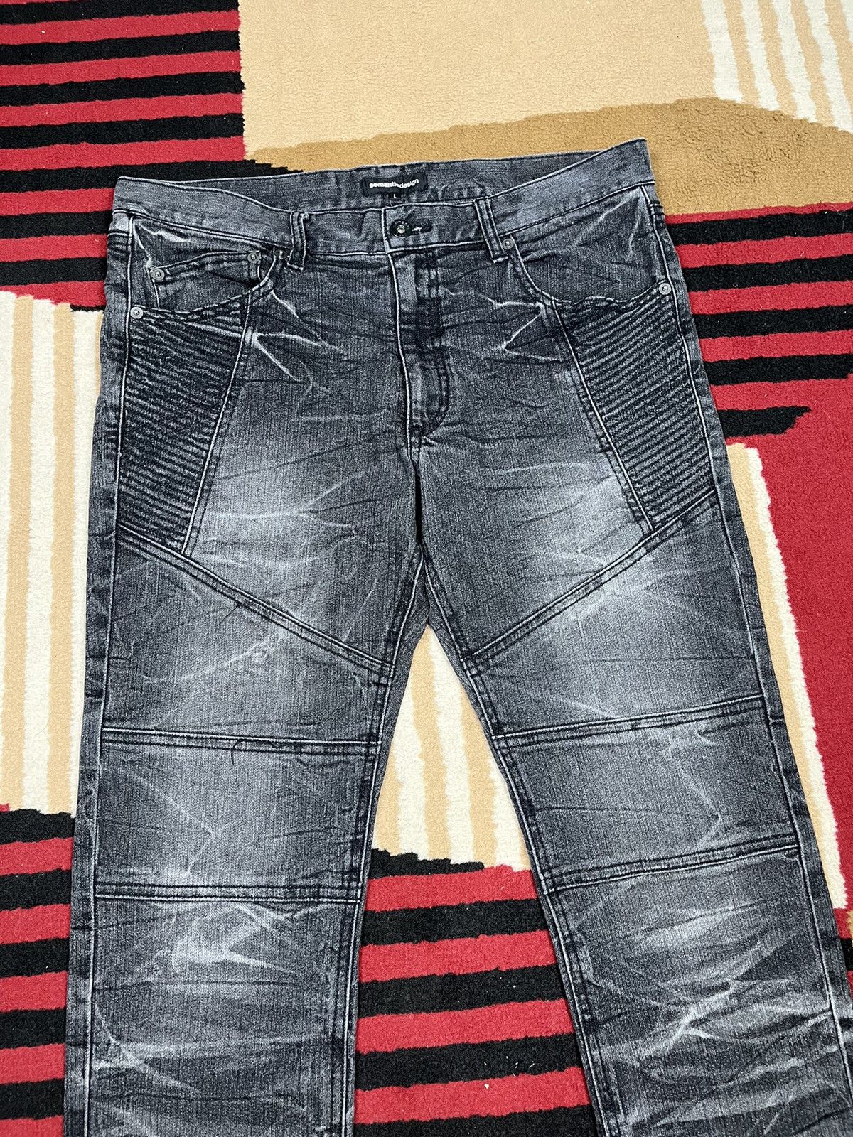 semanticdesign Semantic Design Faded Jeans Size US 33 - 4 Thumbnail