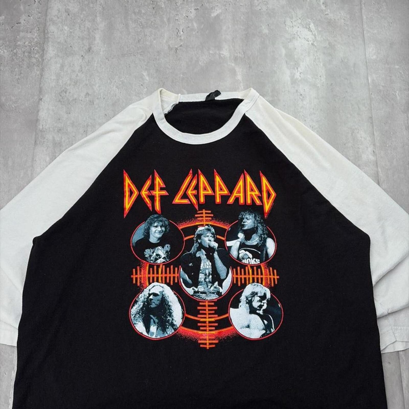Other Y2K Black Def Leppard Grunge 3/4 Sleeve Gothic Band Shirt Size US XL / EU 56 / 4 - 3 Thumbnail