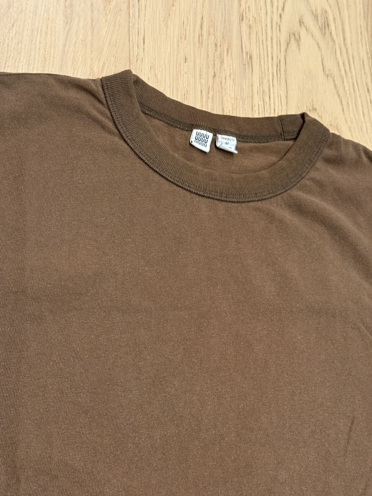 Uniqlo Uniqlo U Basic Dark Green / Brown T Shirt Size US M / EU 48-50 / 2 - 2 Thumbnail