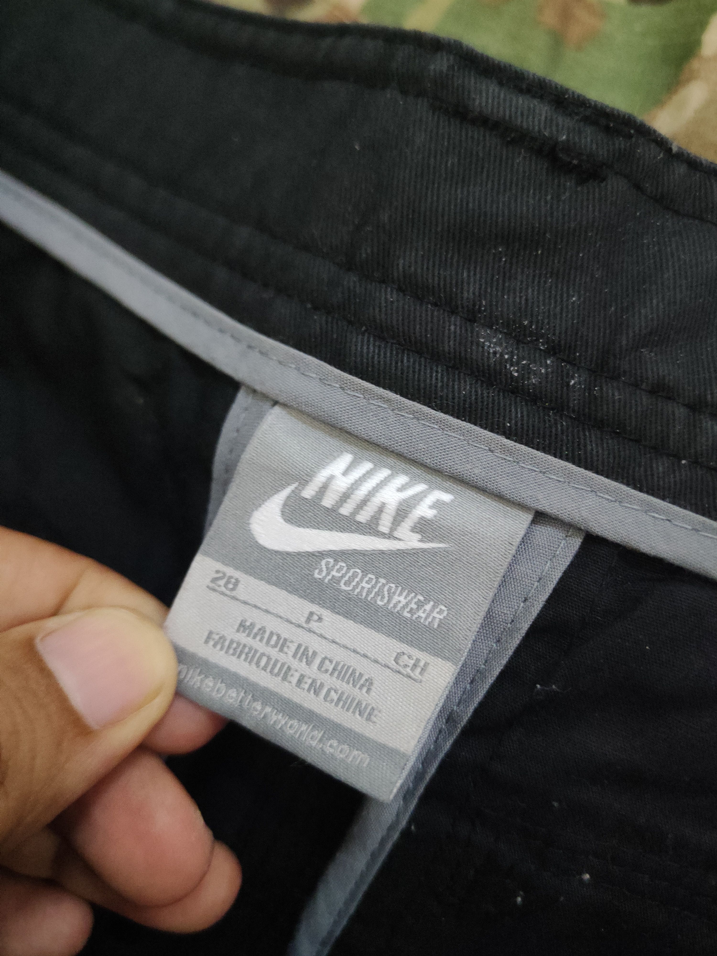 Nike DLL Nike Black Multipocket Utility Cargo Pants #5030T Size US 28 / EU 44 - 15 Thumbnail