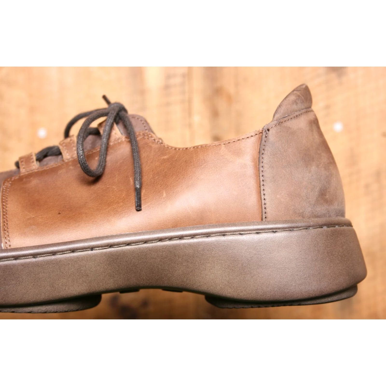 Vintage NAOT Riviera Brown Leather Oxford Womens US 10 EUR 41 Casual Lace Up Shoes Size ONE SIZE - 7 Thumbnail