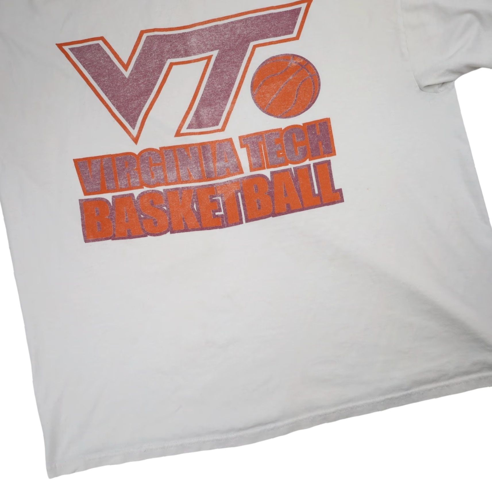 Vintage VINTAGE Virginia Tech Basketball Mens XL Graphic T Shirt White Size US XL / EU 56 / 4 - 3 Thumbnail