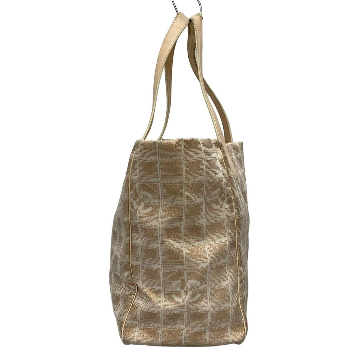 Chanel CHANEL New Travel Line Tote MM Tote Bag Size ONE SIZE - 4 Thumbnail