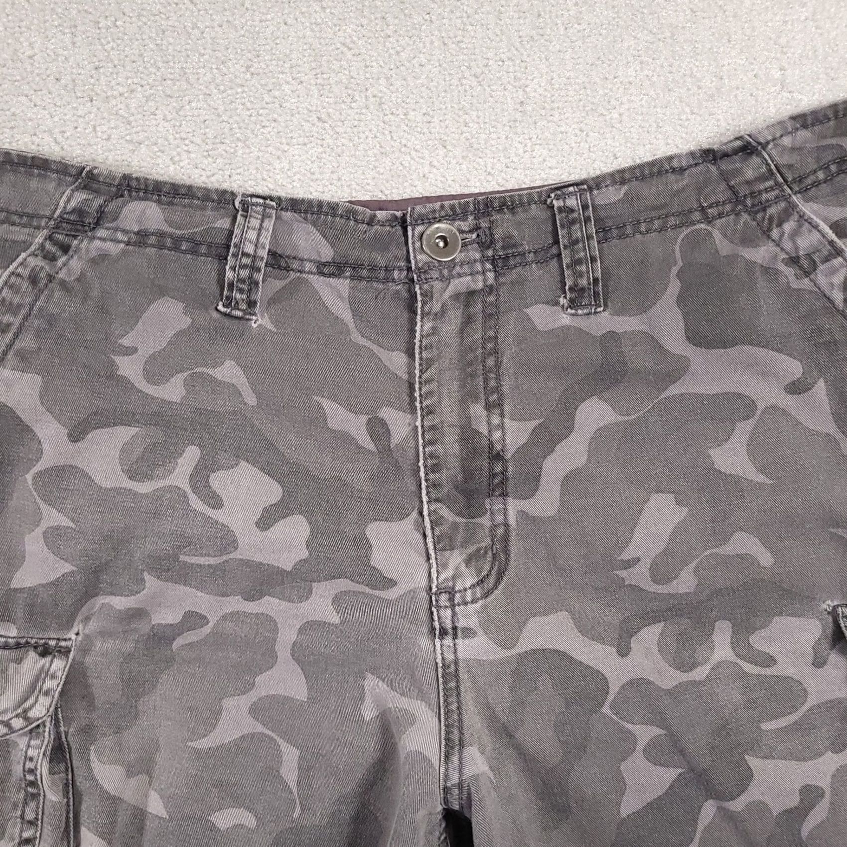 AMO VINTAGE NOBO No Boundaries Shorts Mens 40 Cargo Gray Camo Grunge Streetwear Skater Mens Size US 40 / EU 56 - 3 Thumbnail