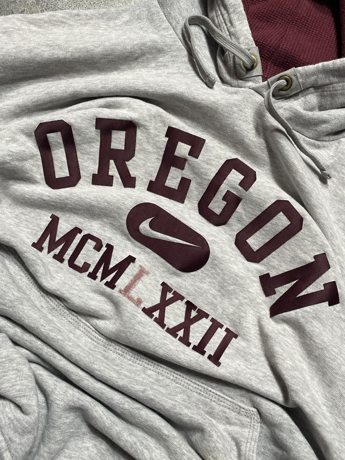 Nike ❗️RARE❗️Nike Vintage 00s Y2K Hoodie Silver Tag Oregon Boxy Size US XL / EU 56 / 4 - 6 Thumbnail