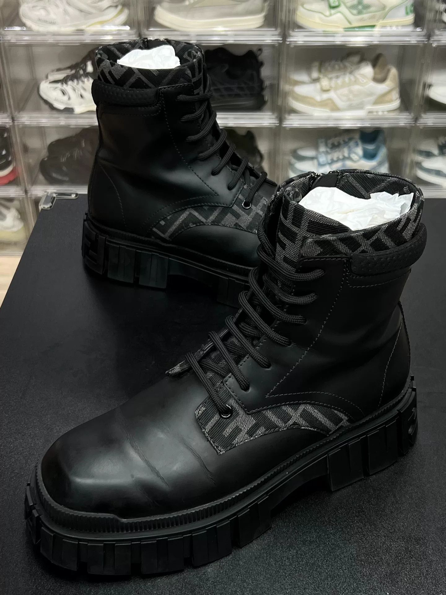 Fendi Fendi Boots 8.5 Men Size US 8.5 / EU 41-42 - 1 Thumbnail