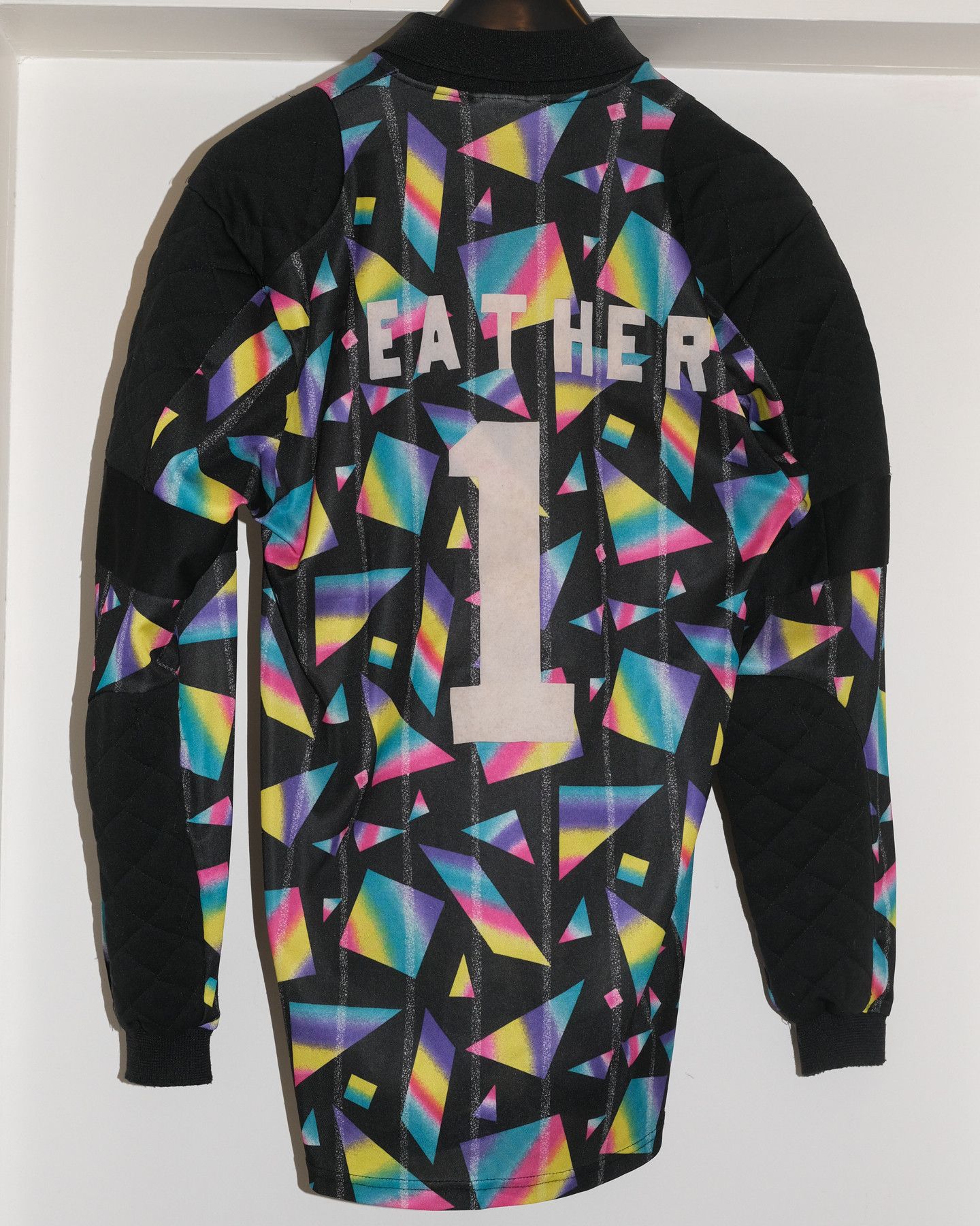 Asics Aston Villa 1993 - 1995 Goalkeeper Shirt Size US S / EU 44-46 / 1 - 4 Thumbnail