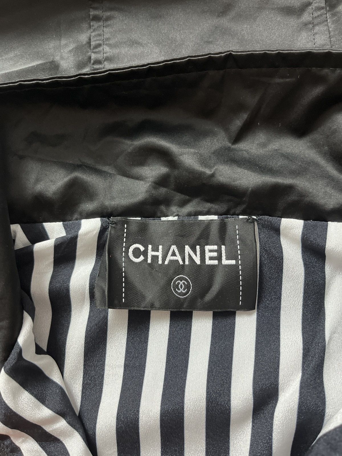 Chanel Chanel 2024 Coco Beach Jacket Size XS / US 0-2 / IT 36-38 - 5 Thumbnail