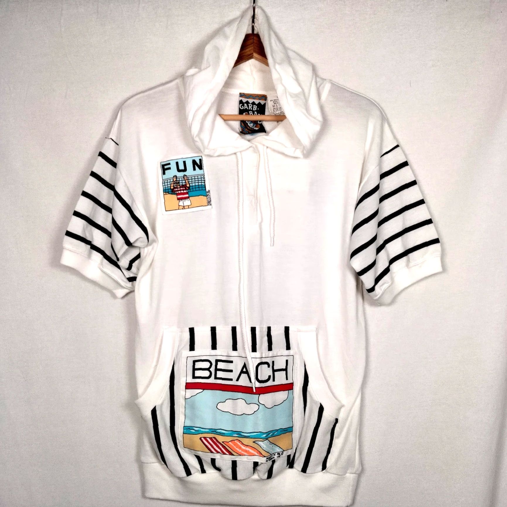 Etro VINTAGE Garbanzo Shirt Women S Hooded T Shirt 80s Beach Retro White Short Sleeve Pullover Knit Polyester Patch Beach Volleyball NOS Size S / US 4 / IT 40 - 2 Thumbnail