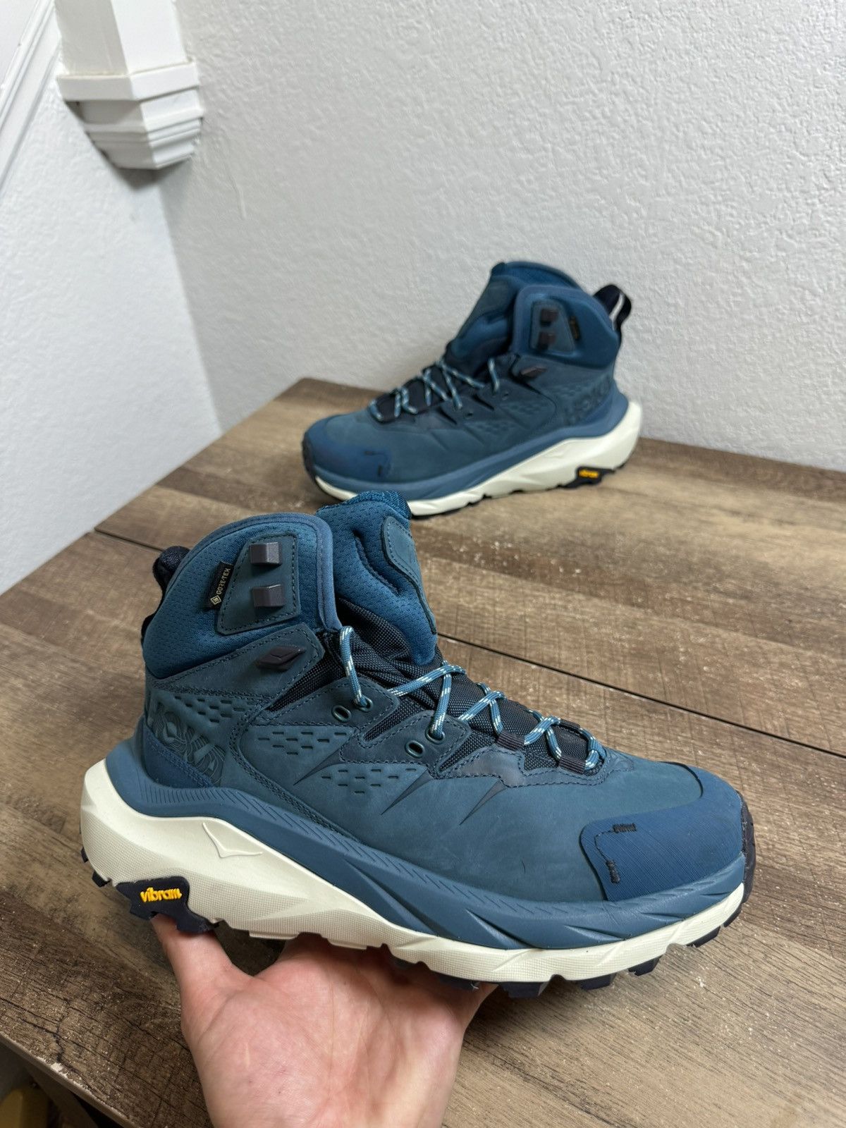 Hoka Hoka One One Kaha 2 GTX Mid Womens Size 8 Hiking Trail NEW Size US 8 / IT 38 - 1 Thumbnail