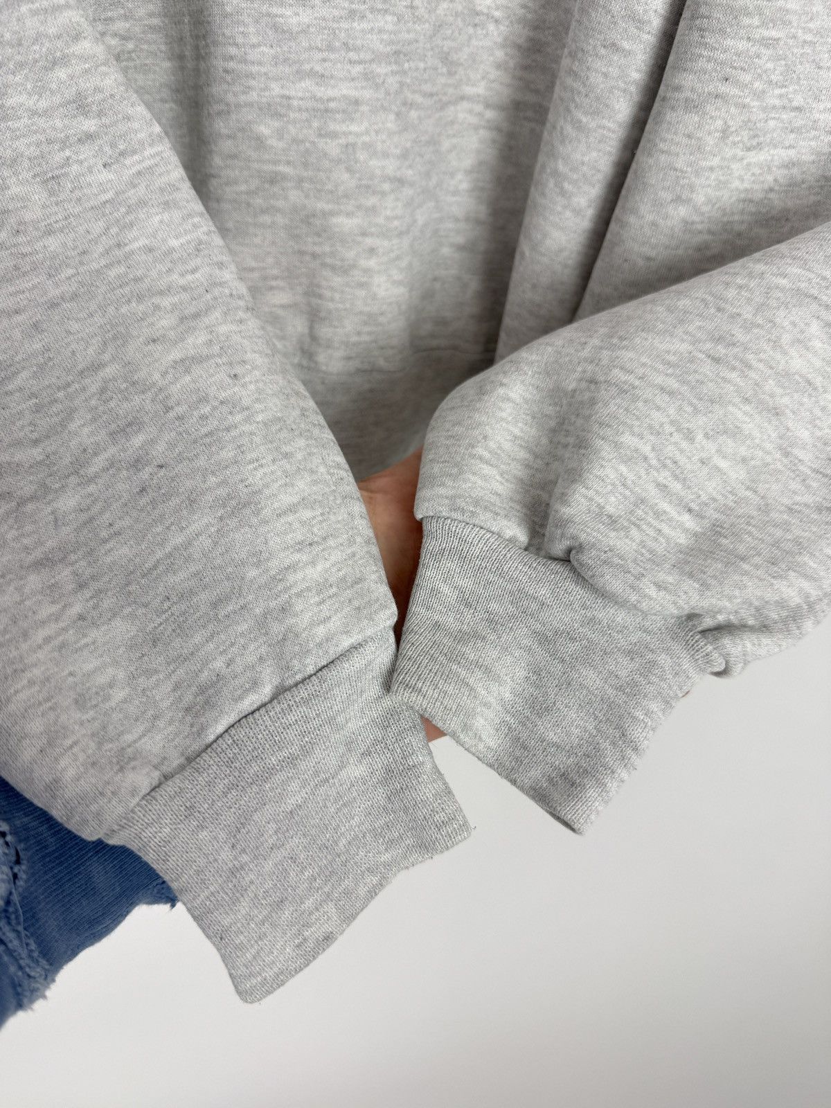 Russell Athletic 1990’s Vintage Russel Athletic Heather Gray Boxy Sweatshirt Size US XL / EU 56 / 4 - 4 Thumbnail