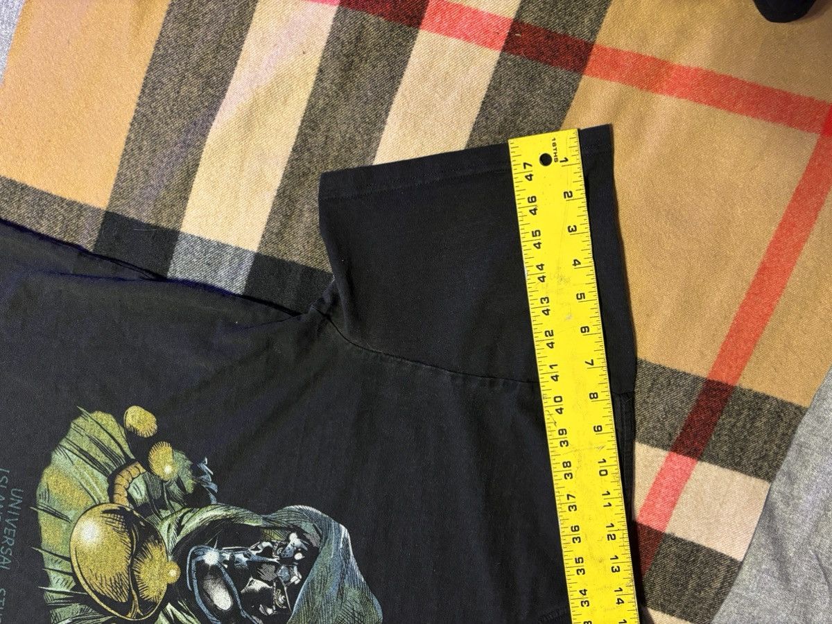 Marvel Comics × Vintage DR DOOM UNIVERSAL T-Shirt Size US L / EU 52-54 / 3 - 7 Thumbnail