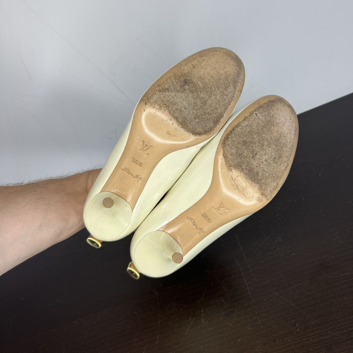 Louis Vuitton Louis Vuitton Patent Leather Beige Heels Shoes Y2K Padlock Size US 5.5 / IT 35.5 - 10 Thumbnail
