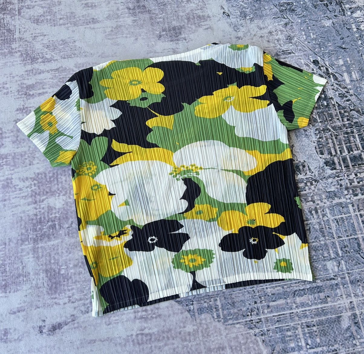 Issey Miyake Issey Miyake Pleats Please Full Pattern Flowers Size S / US 4 / IT 40 - 4 Thumbnail