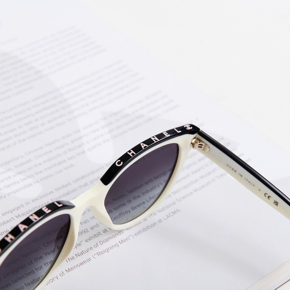 Chanel CHANEL 0CH5414 1763S6 SUNGLASSES Size ONE SIZE - 4 Thumbnail
