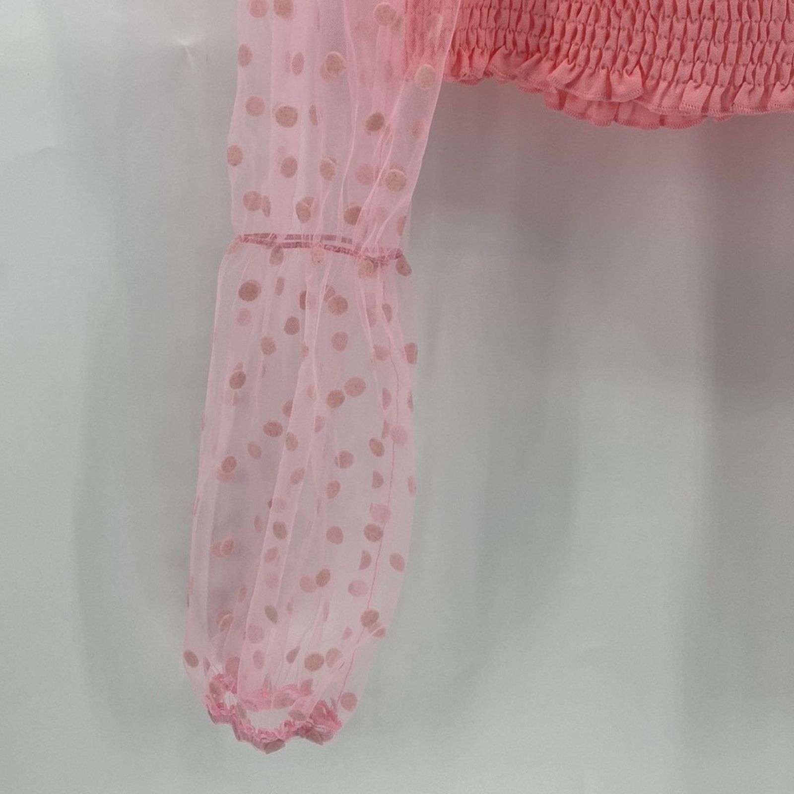 Shein Shein pink polka dot sheer sleeve Crop top puff sleeves Size M / US 6-8 / IT 42-44 - 2 Thumbnail