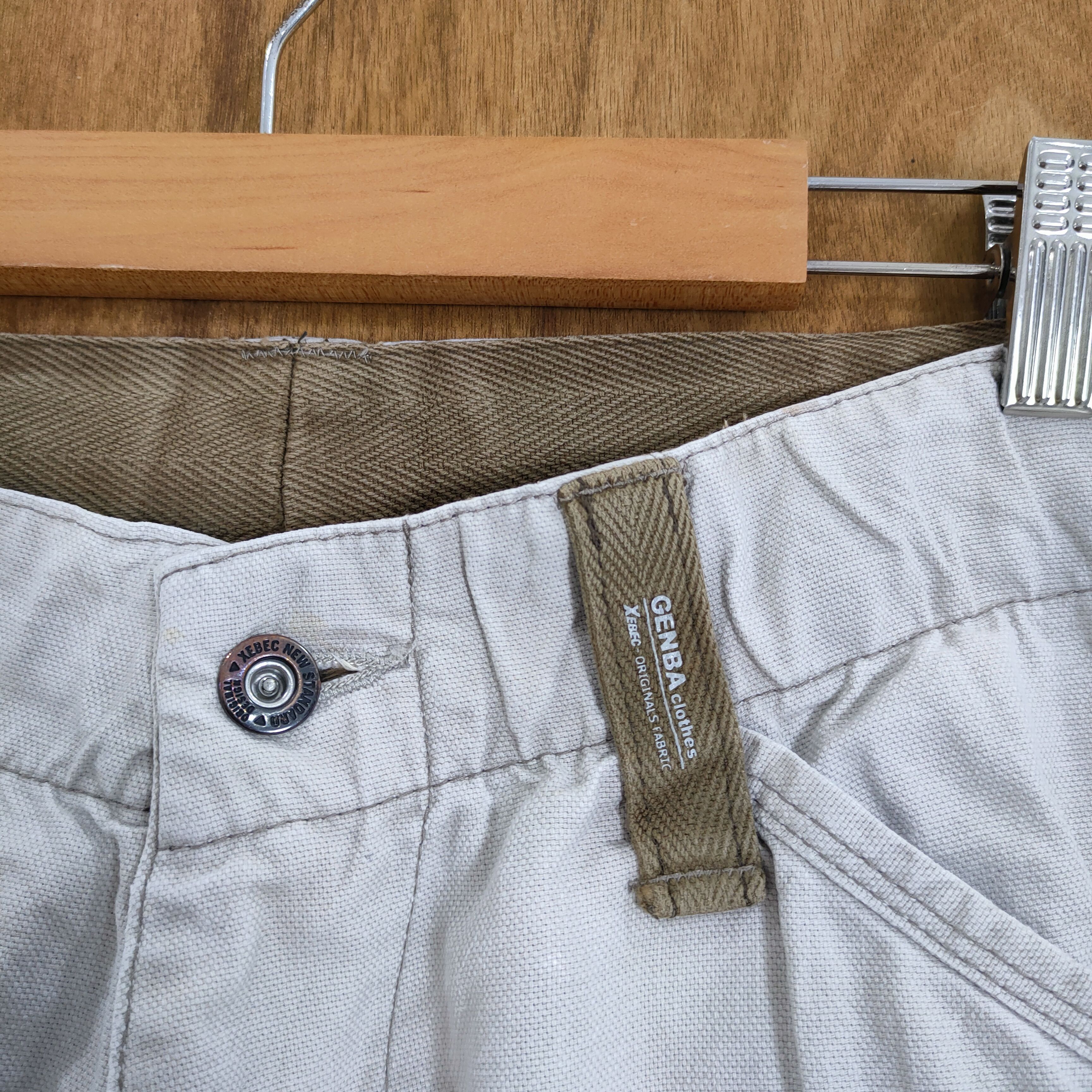 Japanese Brand VINTAGE GENBA DISTRESSED FADED WHITE BAGGY CARGO PANTS Size US 34 / EU 50 - 8 Thumbnail