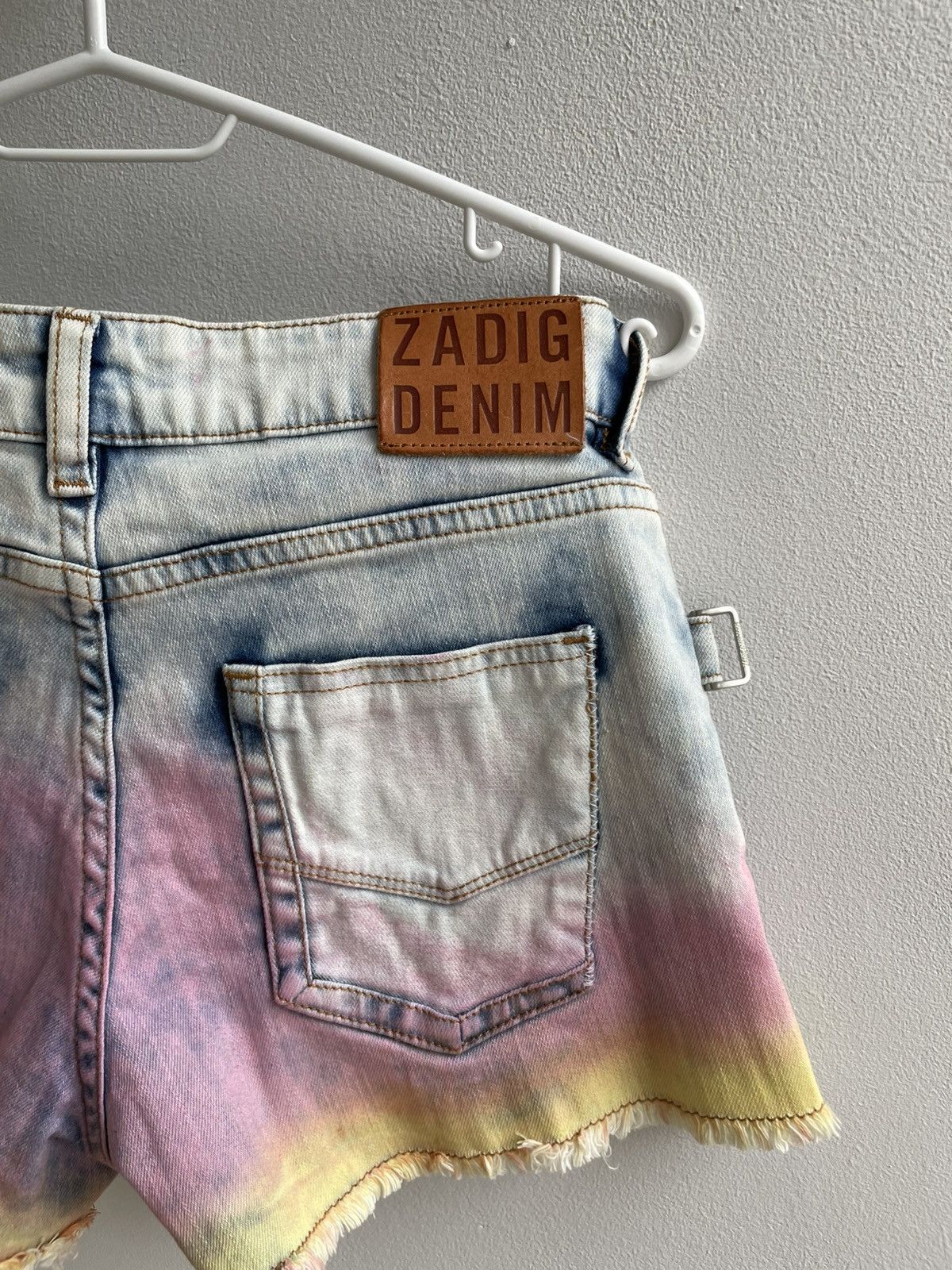 Designer × Zadig & Voltaire Zadig & Voltaire Gradient Denim Mini Short Multicilor Rare Size 34" / US 12 / IT 48 - 10 Thumbnail