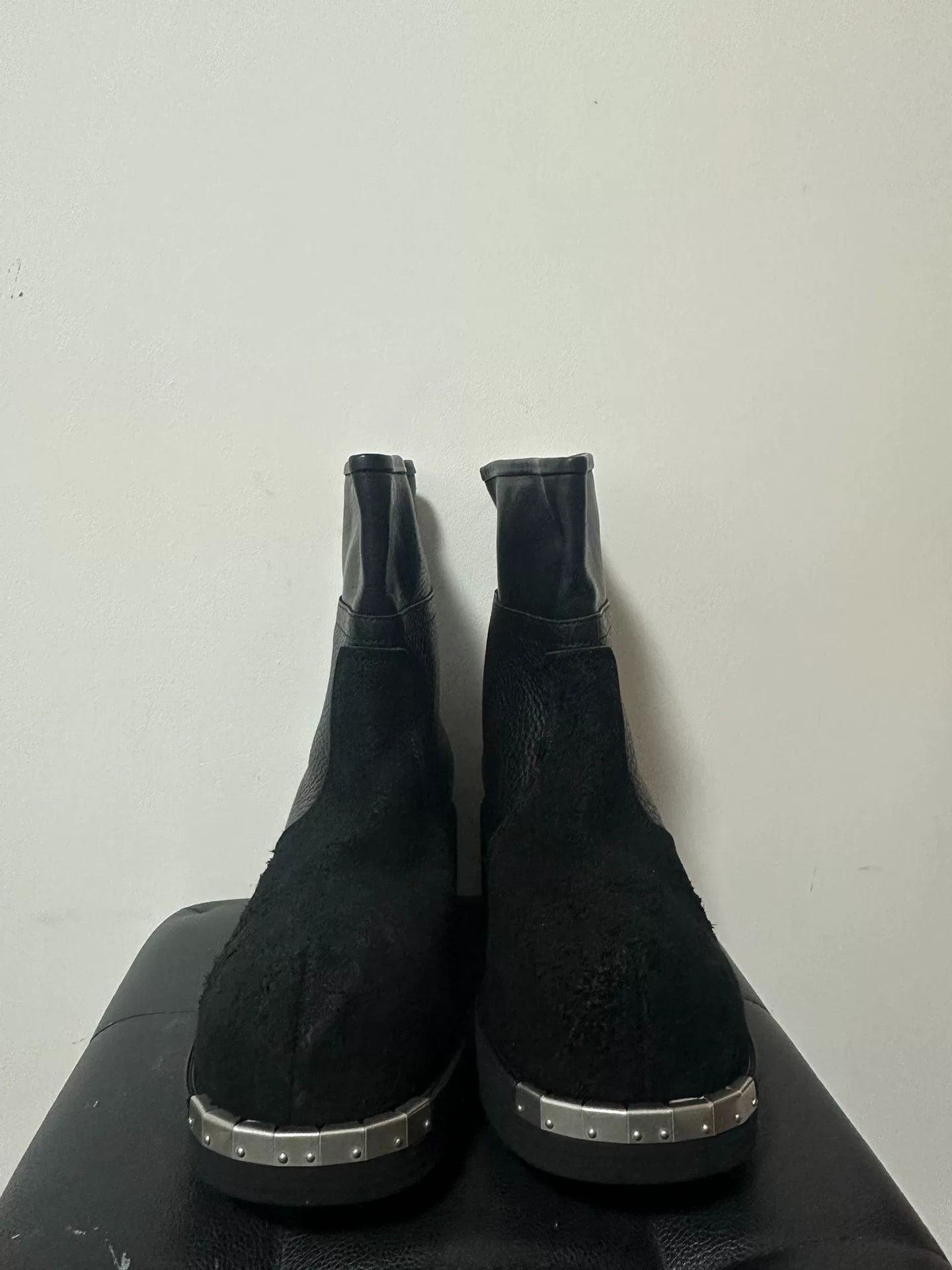 MM6 MM6 Maison Margiela Black Fur Ankle Boots Size US 10.5 / EU 43-44 - 1 Thumbnail