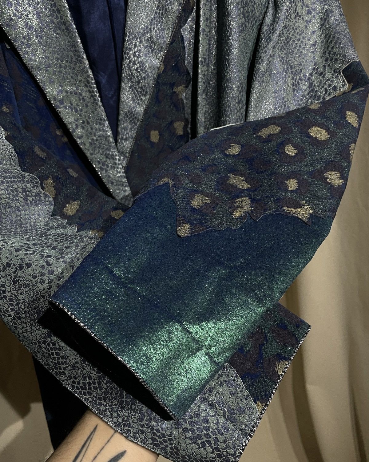 Roberto Cavalli 80-90s roberto cavalli -Handpainted Leather Patchwork Jacket Size US L / EU 52-54 / 3 - 10 Thumbnail