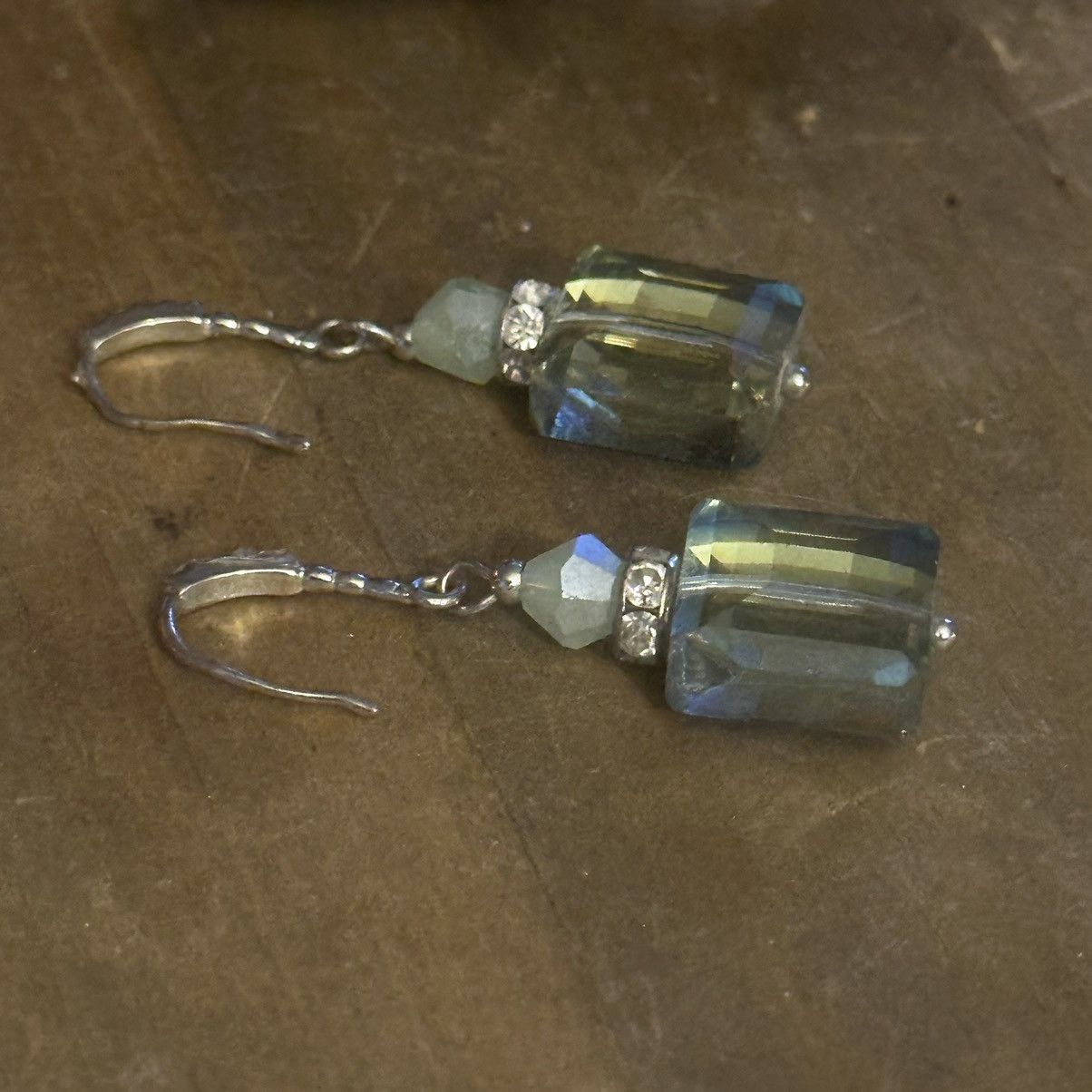 Other Green AB crystal cube dangle earrings Size ONE SIZE - 4 Thumbnail